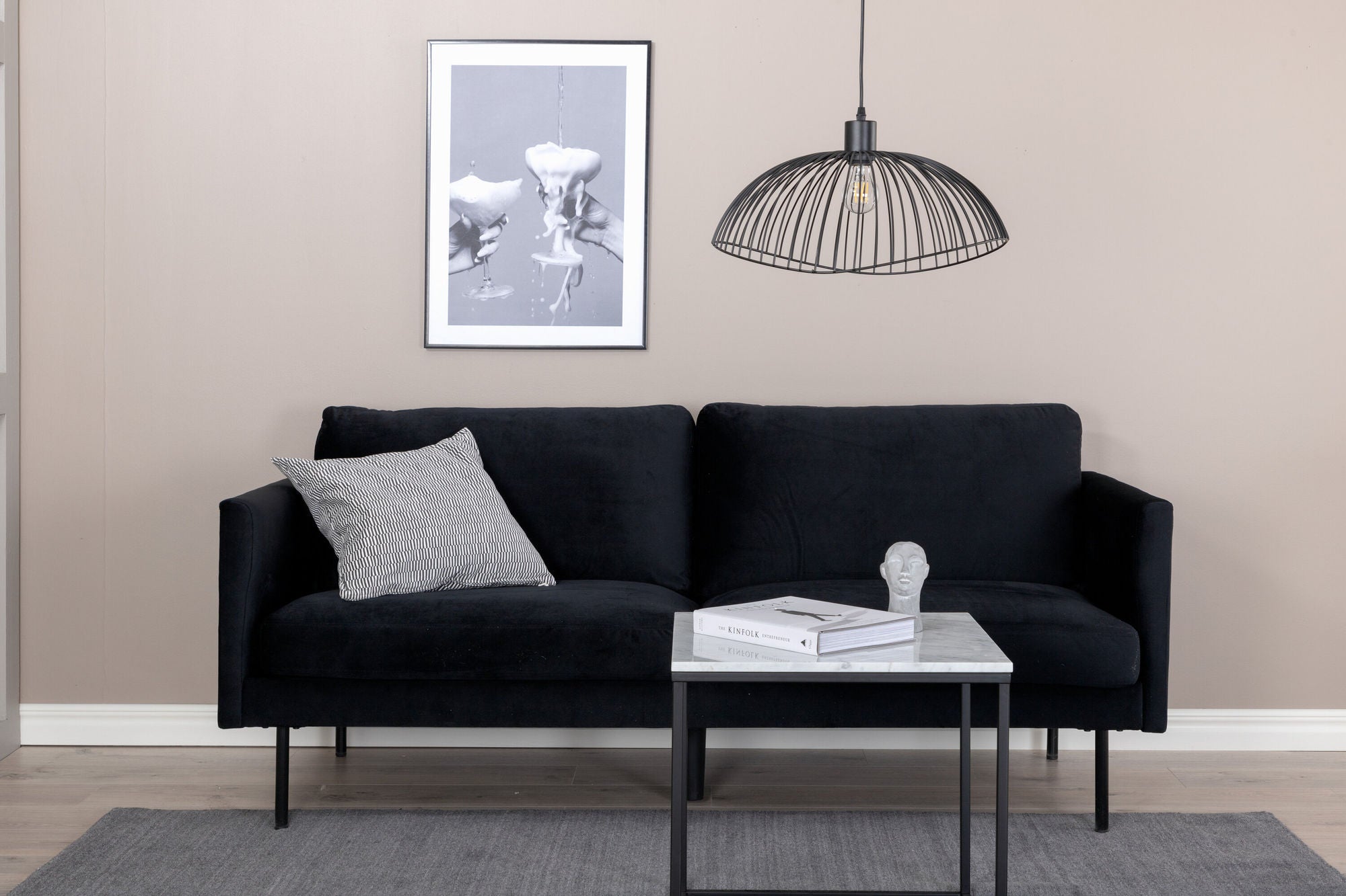 2-Sitzer Sofa Zoom aus Samt- Schwarz-2-Sitzer Sofa-Venture Home-le canapé