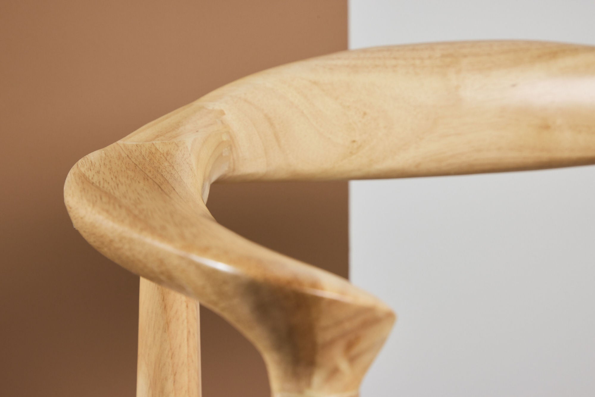 2er-Set Armlehnstühle Lovön aus Gummibaumholz - Weißgewaschen-Holzstühle-Vind-le canapé