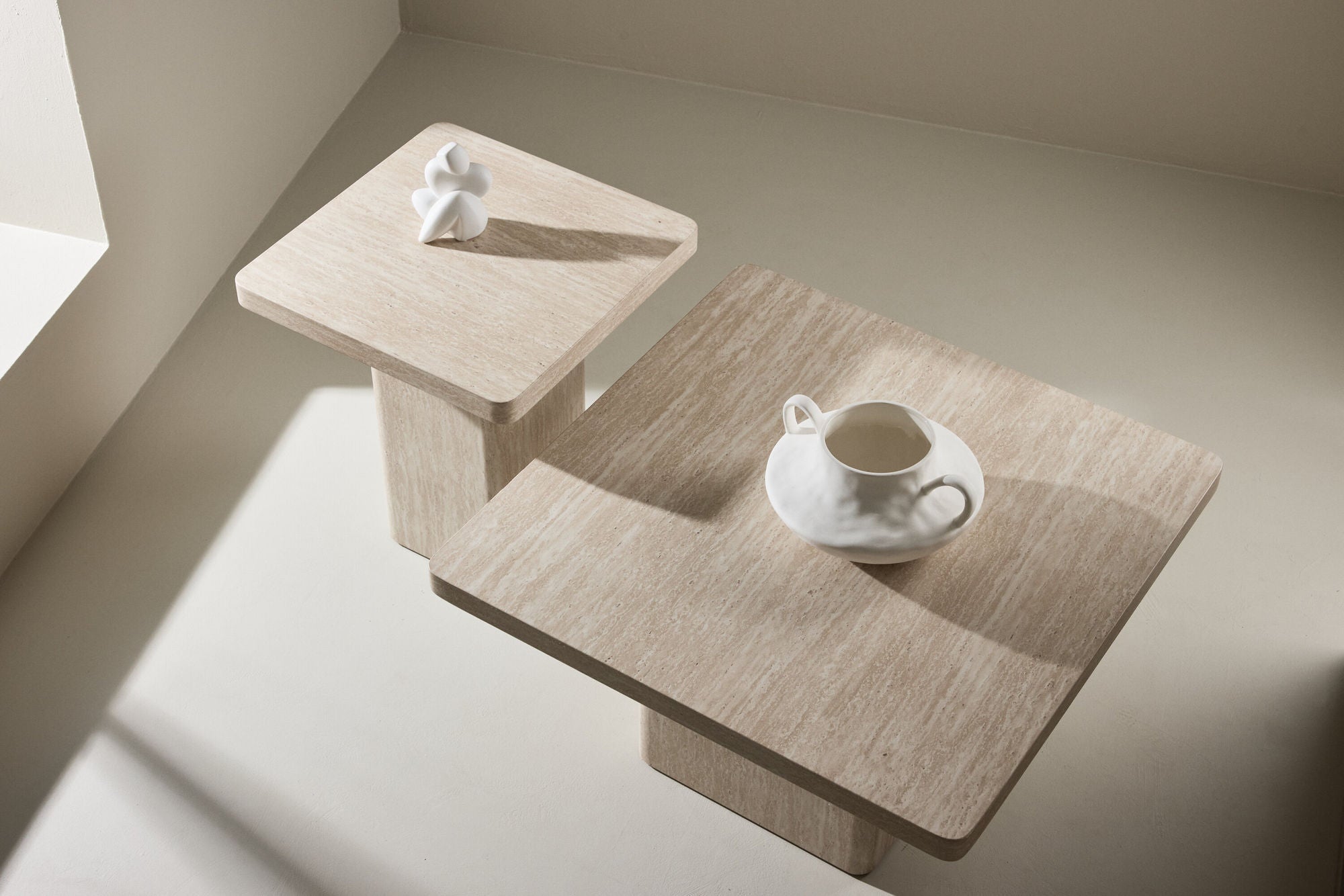 2er-Set Couchtische Qvart - Travertinelook-Couchtische-Venture Home-le canapé