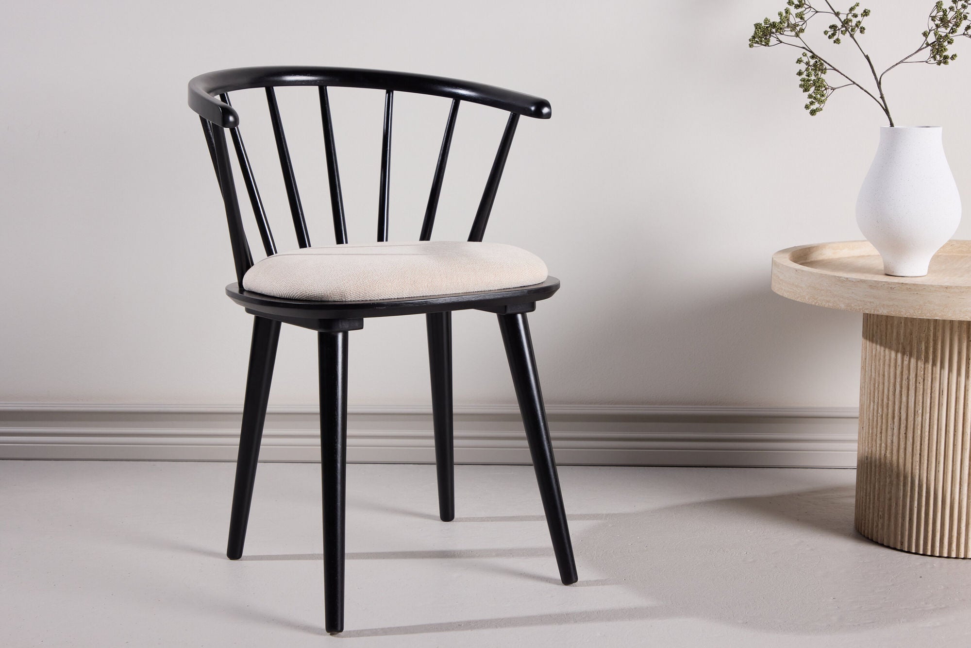 2er-Set Esszimmerstühle Bobby mit Sitzpolster aus Gummibaumholz - Schwarz-Holzstühle-Venture Home-le canapé