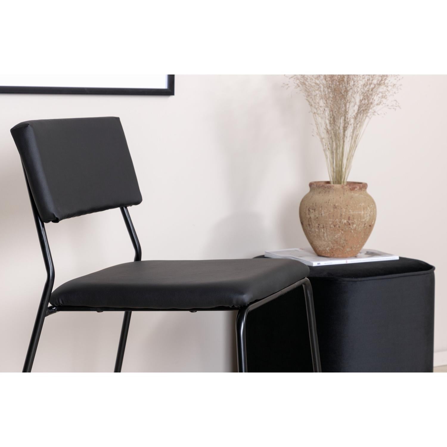 2er-Set Esszimmerstühle Kenth aus Kunstleder - Schwarz-Esszimmerstühle-Venture Home-le canapé