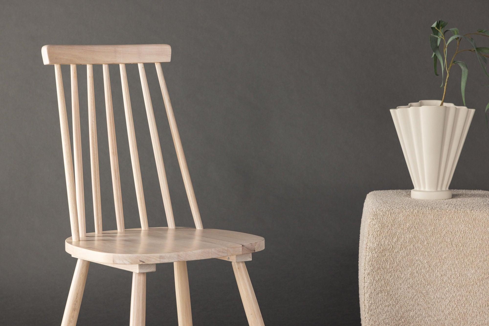 2er-Set Stühle Lönneberga aus Gummibaumholz - Whitewash-Holzstühle-Venture Home-le canapé