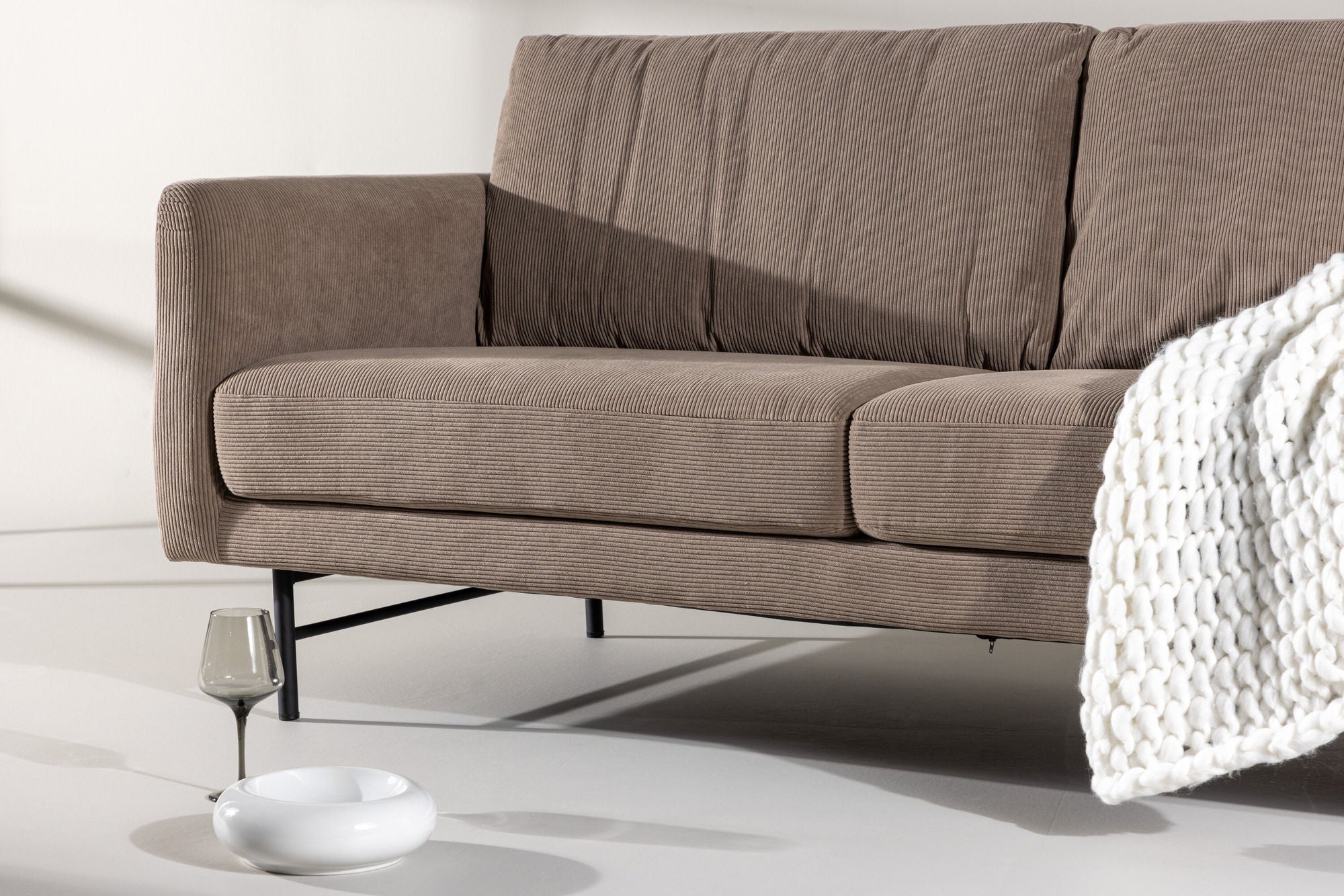 3-Sitzer Sofa Sky aus Cord - Braun-3-Sitzer Sofas-Venture Home-le canapé