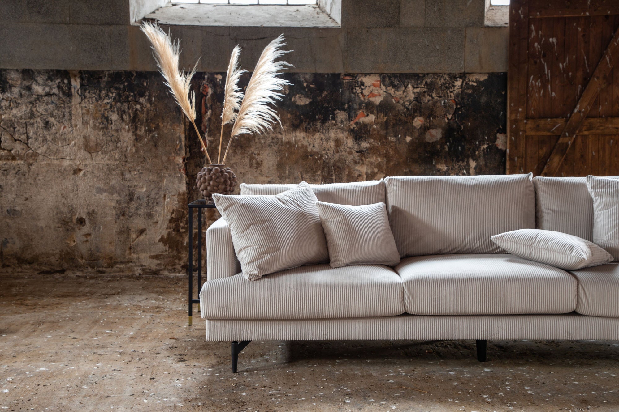3-Sitzer Sofa Sofia aus Kord - Beige-3-Sitzer Sofas-Venture Home-le canapé