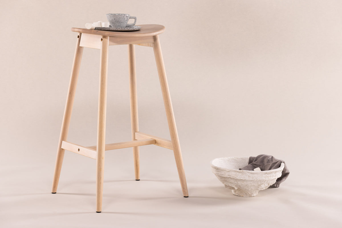 Barhocker Orust aus Massivholz mit Fußstütze - Weiß - Venture Home - le canapé