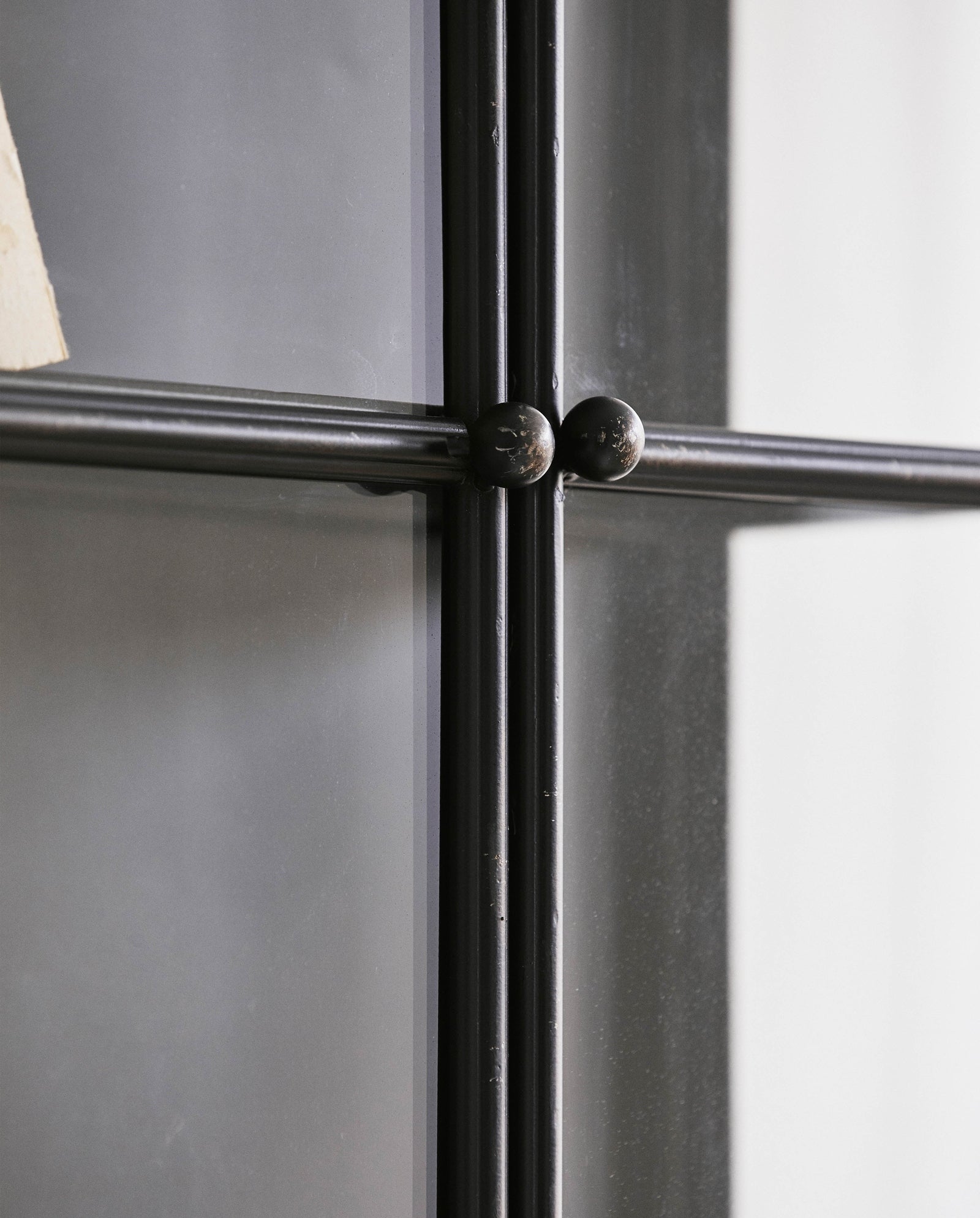 Wandschrank DOWNTOWN 50cm aus Glas - Schwarz - Nordal A/S - le canapé