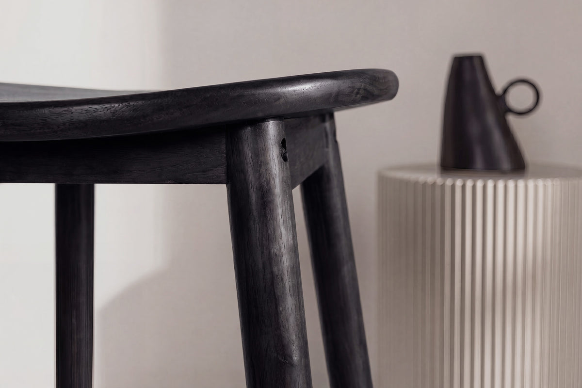 Barhocker Orust aus Massivholz - Schwarz - Venture Home - le canapé