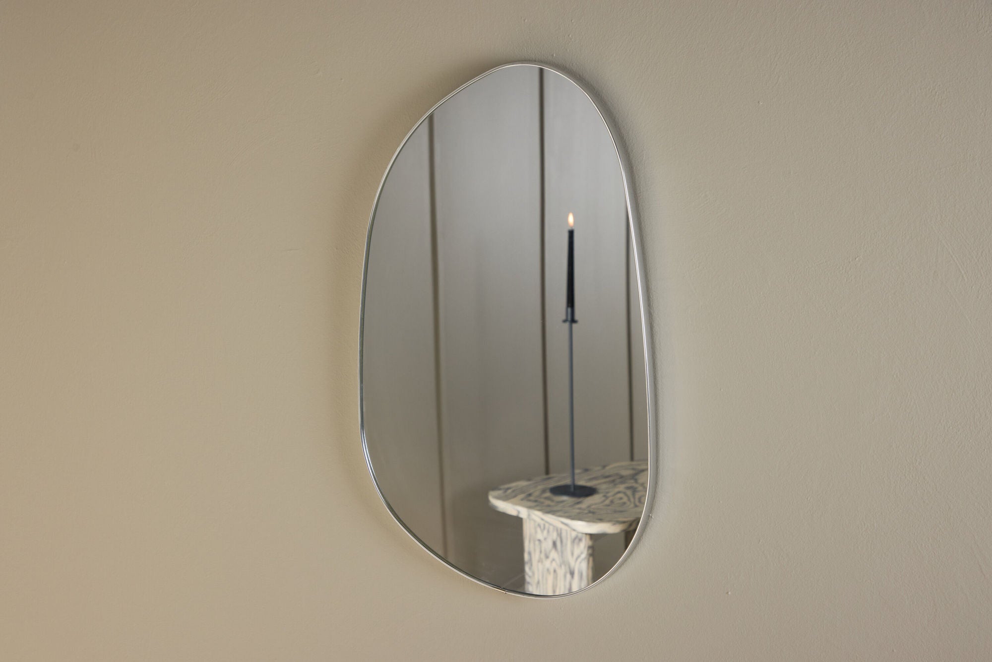 Wandspiegel Askersund - Silber Aluminium-Wandspiegel-le canapé
