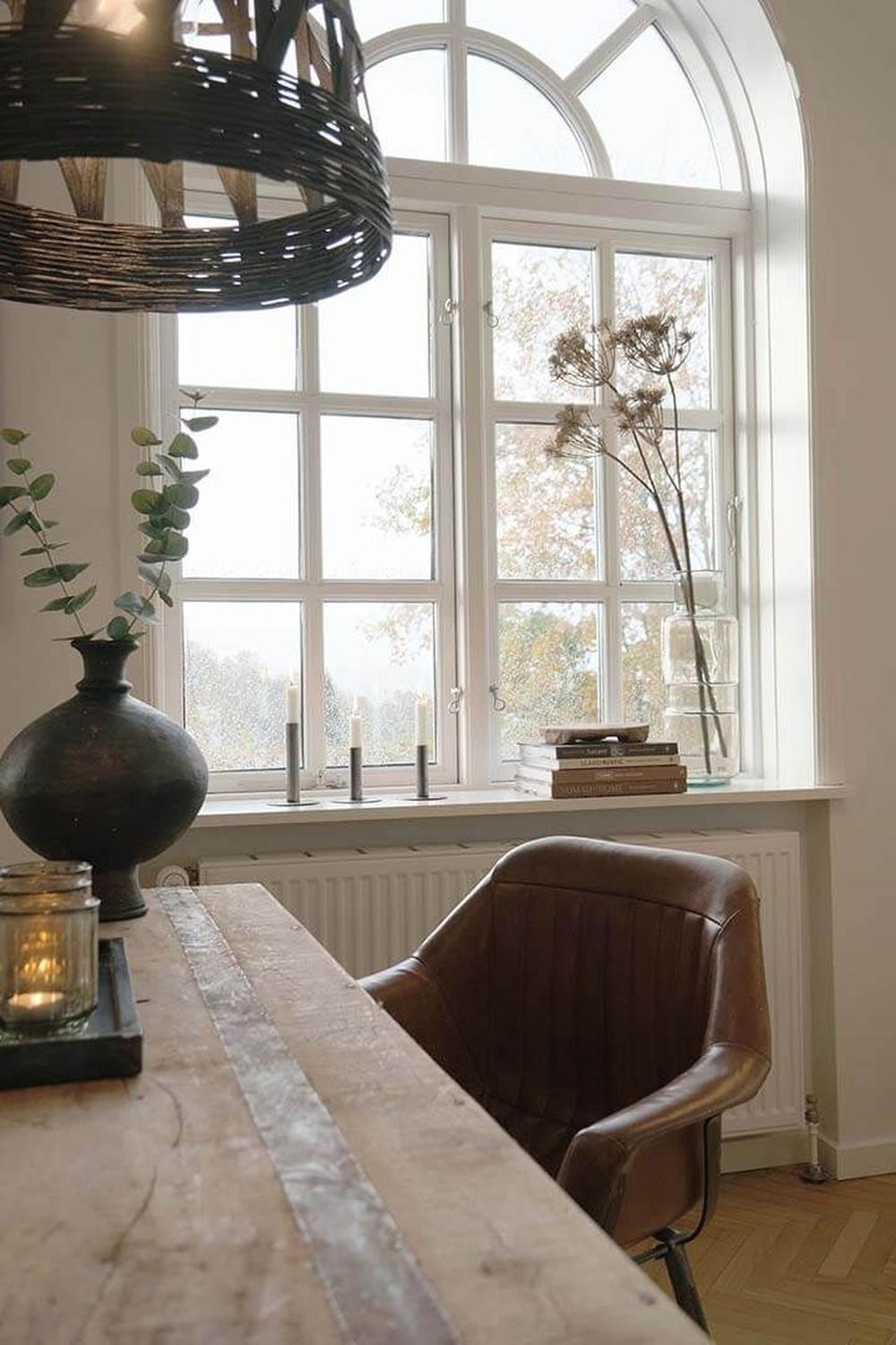 Armlehnstuhl Icon aus Leder - Braun-Armlehnenstühle-Trademark Living-le canapé