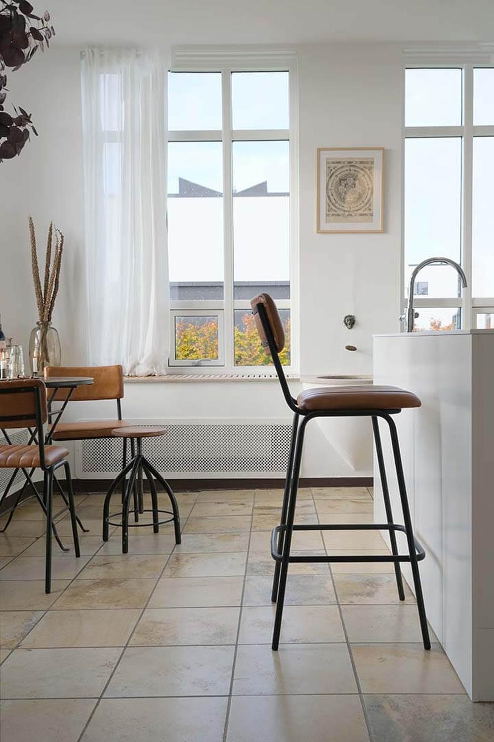 Barhocker Diner mit gestepptem Leder - Braun5740002244204Barhocker