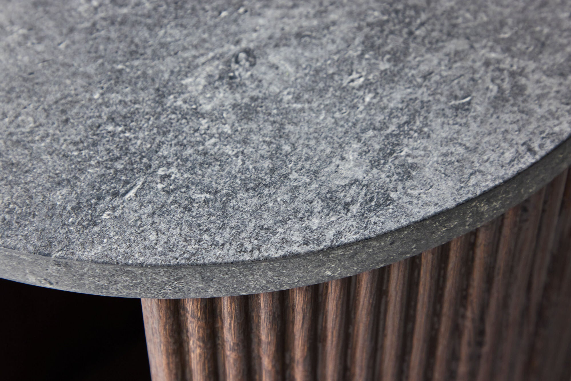 Beistelltisch Bristol Ø40cm - Mokka & Marmoroptik-Beistelltisch-Venture Home-le canapé