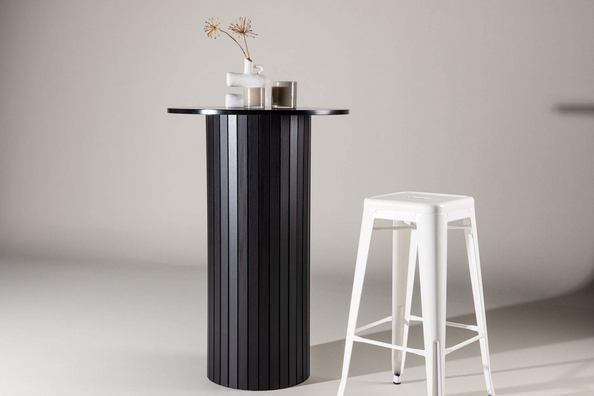 Beistelltisch Härön in Barhöhe Ø70*105cm - Schwarz-Beistelltische-Venture Home-le canapé