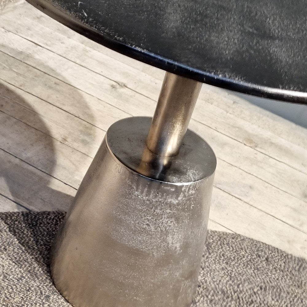 Beistelltisch Kian aus Aluminium - Schwarz/Silber-Beistelltische-Benoa-le canapé