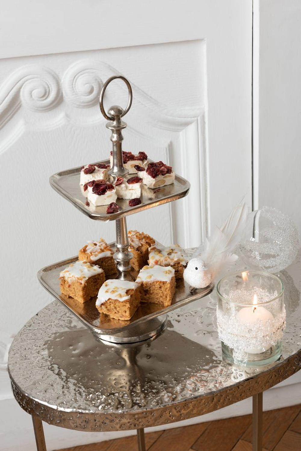 Beistelltische Oval, 2er-Set - Silber-Beistelltische-J-Line-le canapé