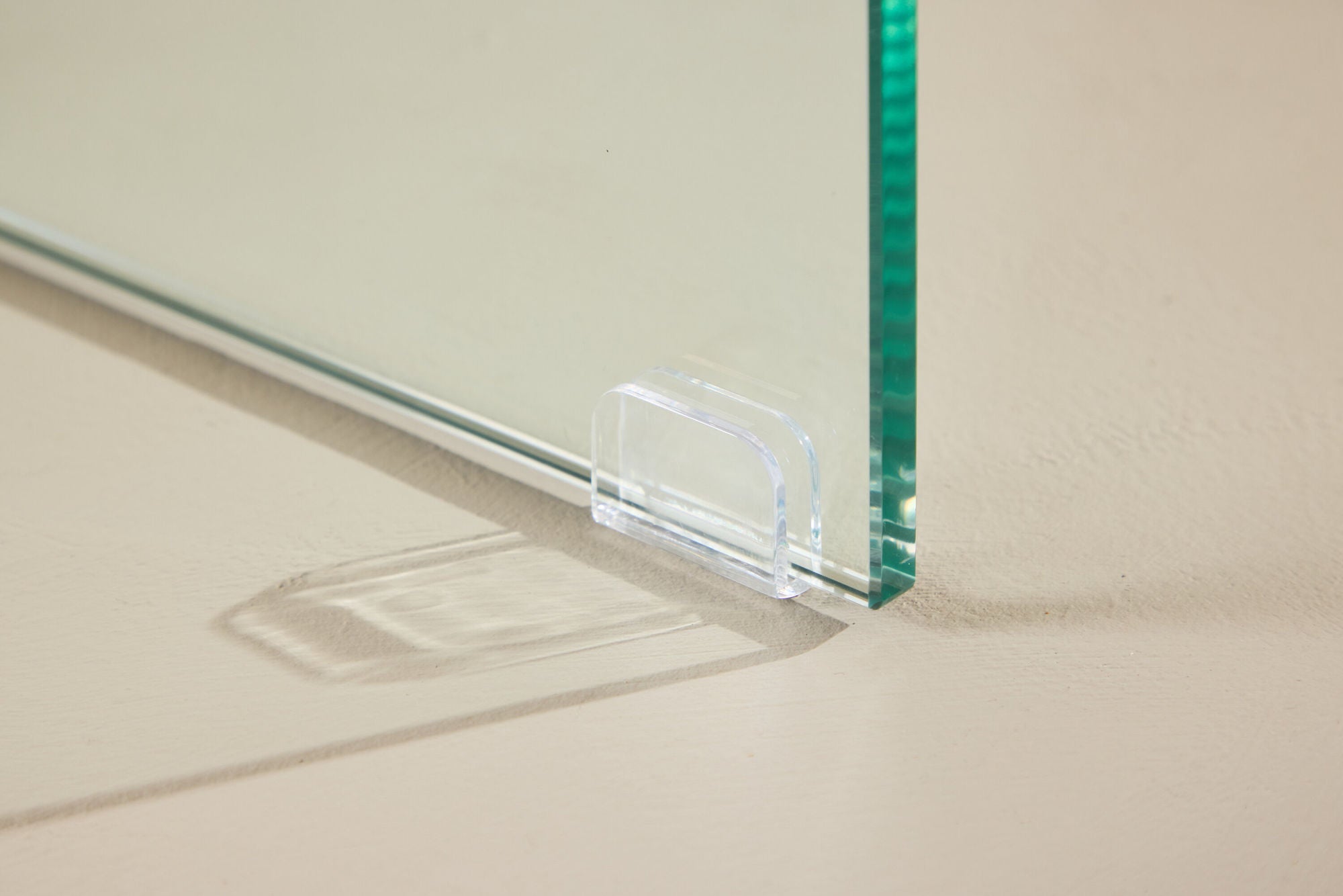Couchtisch Ester 120cm - Glas & Betonoptik-Couchtische-Venture Home-le canapé