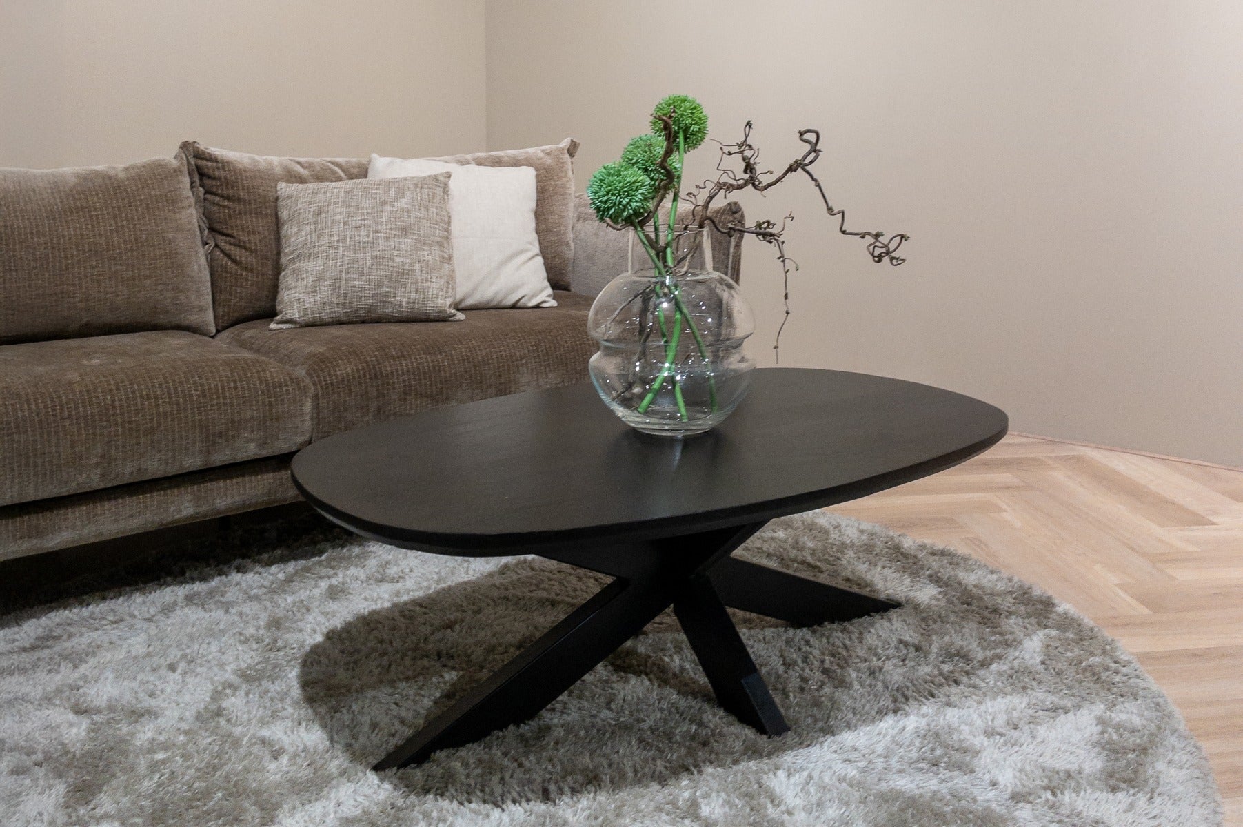 Couchtisch Jesper aus Mangoholz 120cm - Schwarz-Couchtische-Livingfurn-le canapé