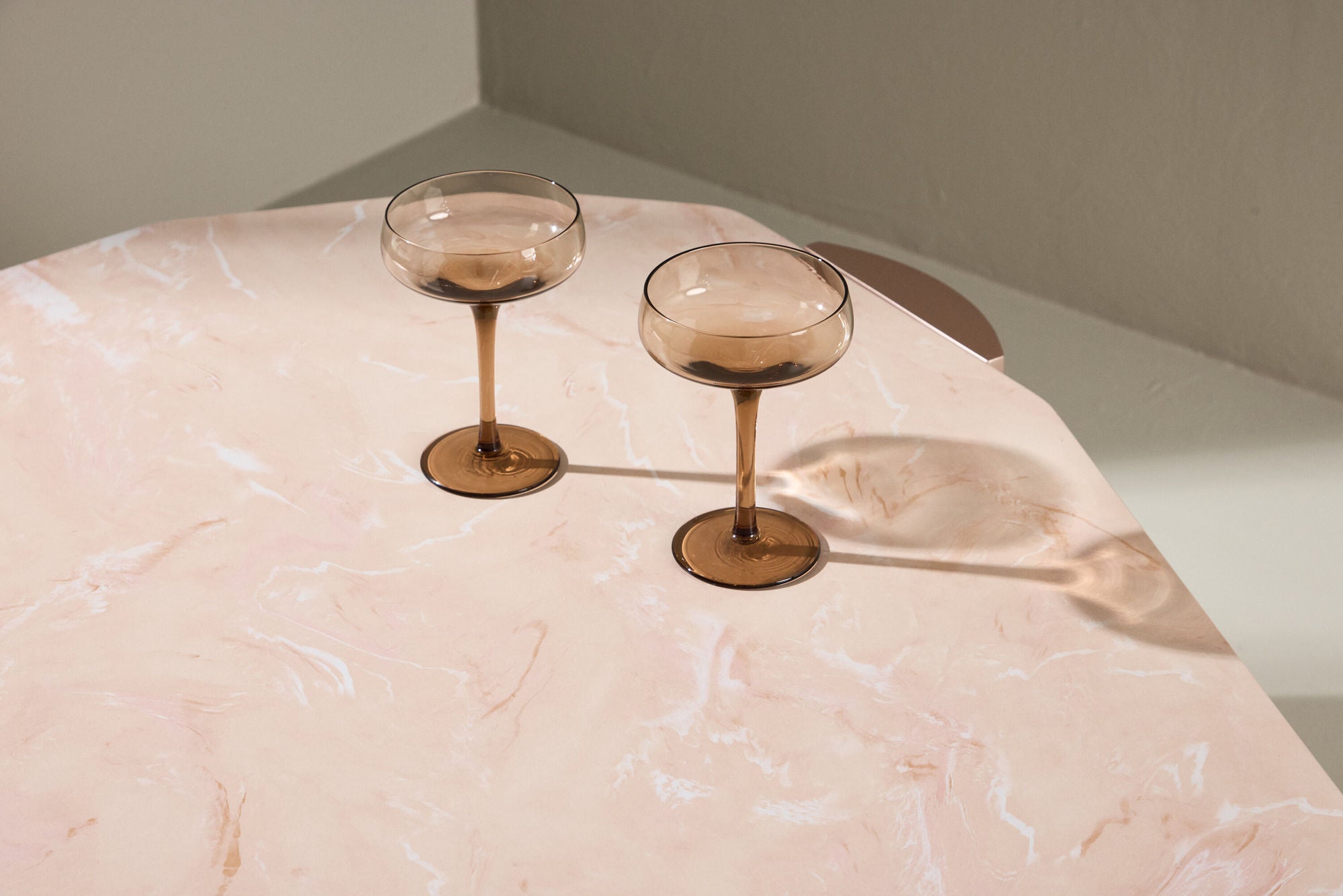 Couchtisch Kres - Gold/ Pink/ Marmoroptik-Couchtische-Venture Home-le canapé