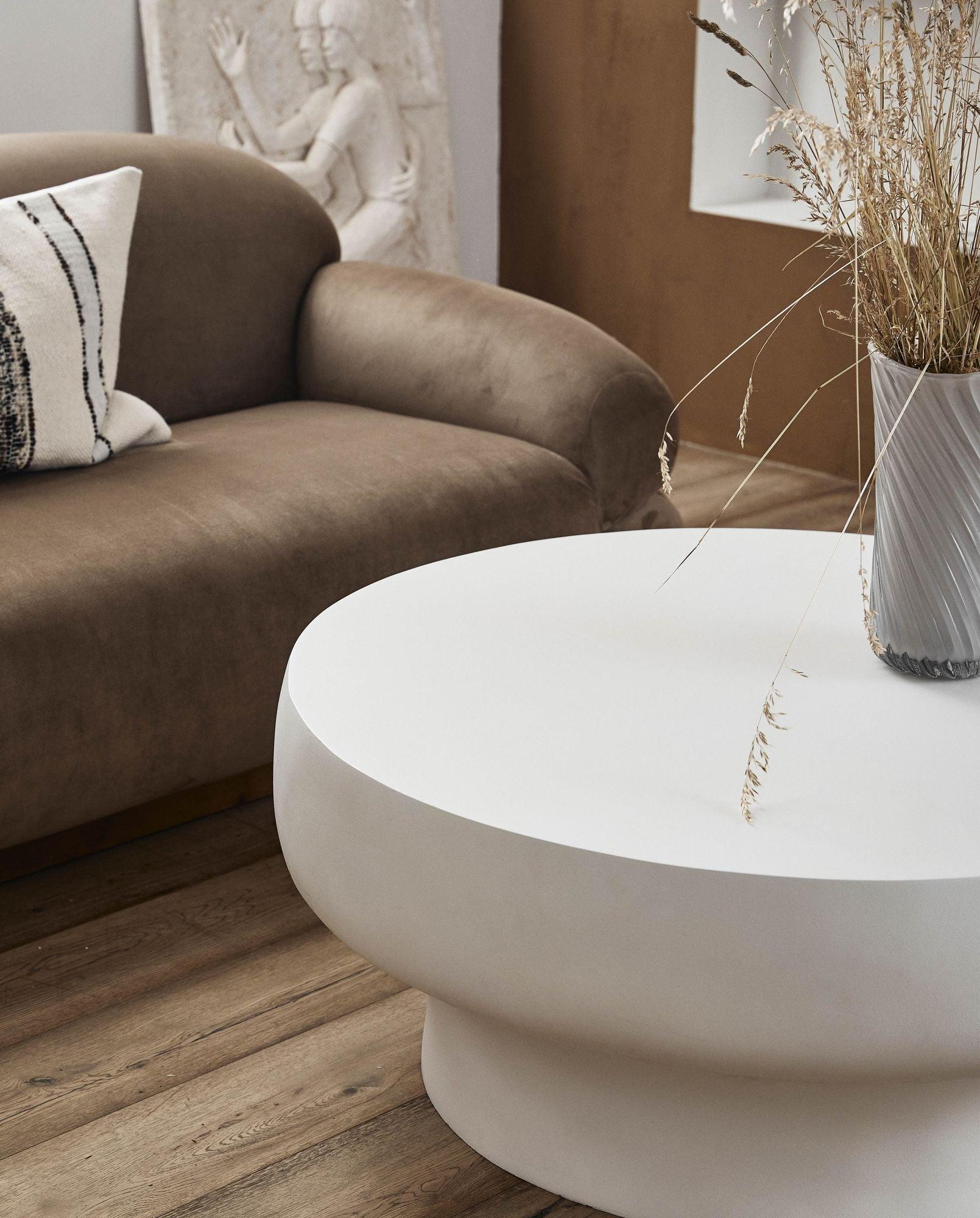 Couchtisch SURKO aus Fiberglas - Weiß-Couchtische-Nordal A/S-le canapé