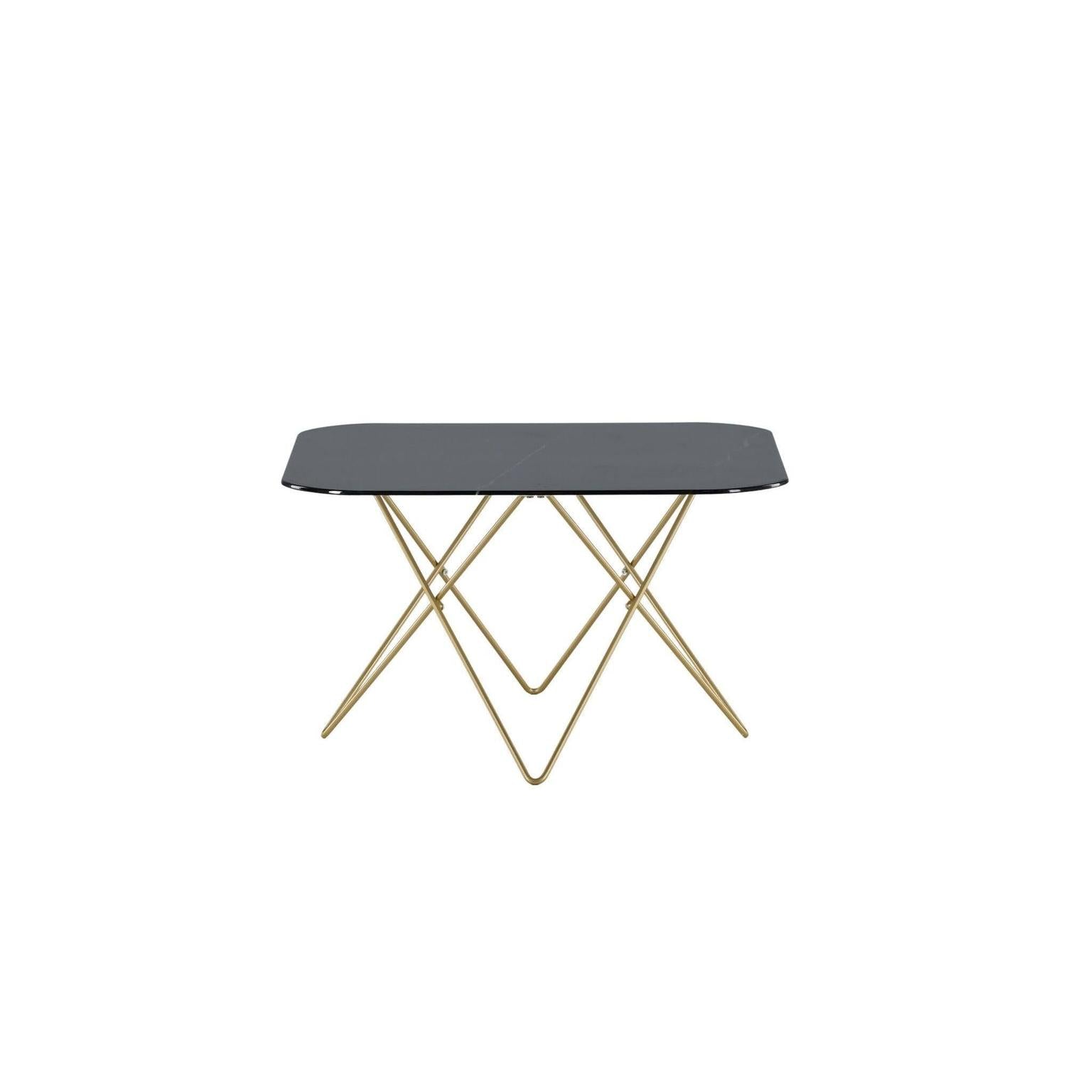 Couchtisch Tristar aus Marmorglas - Schwarz / Messing gebürstet-Couchtisch-Venture Home-le canapé