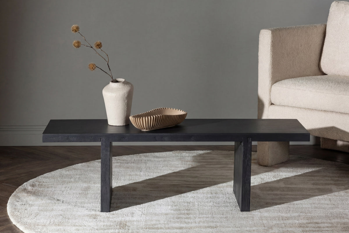 Couchtisch Yakunik 120cm aus Massivholz - Schwarz-Couchtische-Venture Home-le canapé
