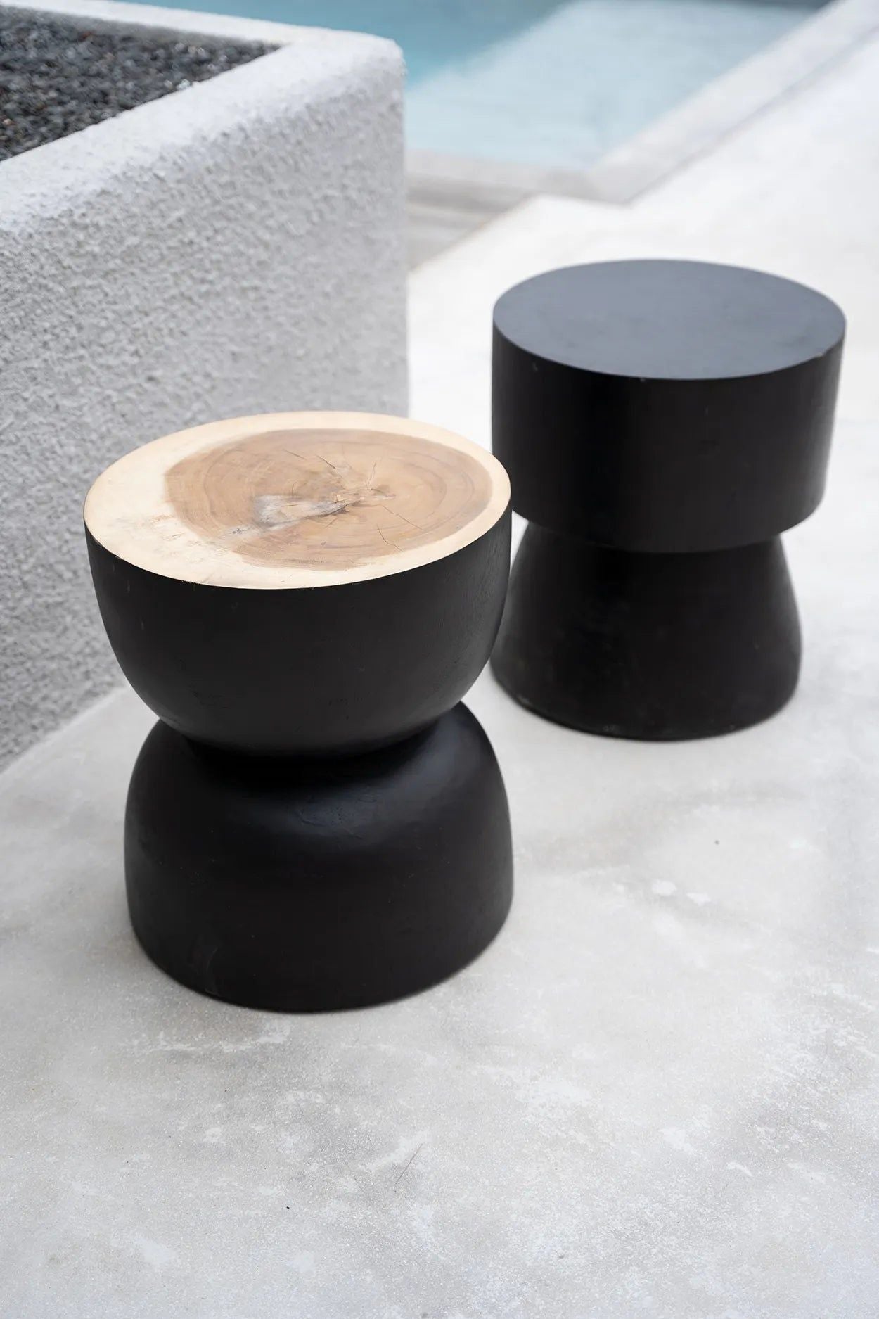 Der Karbun Hocker - Schwarz NaturHocker