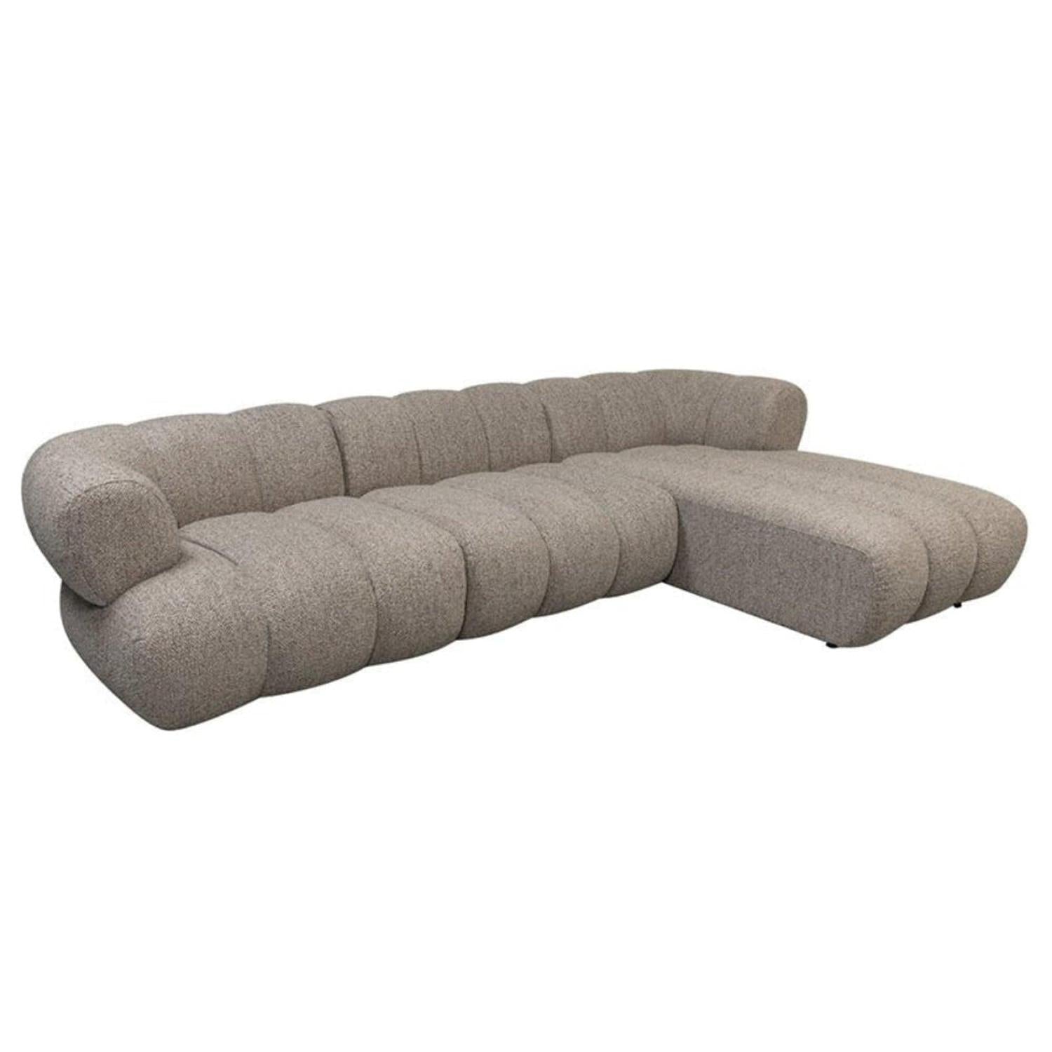 Ecksofa New York als 4-Sitzer aus Bouclé - Longchair rechts - Sand-Ecksofa-Pole to Pole-le canapé