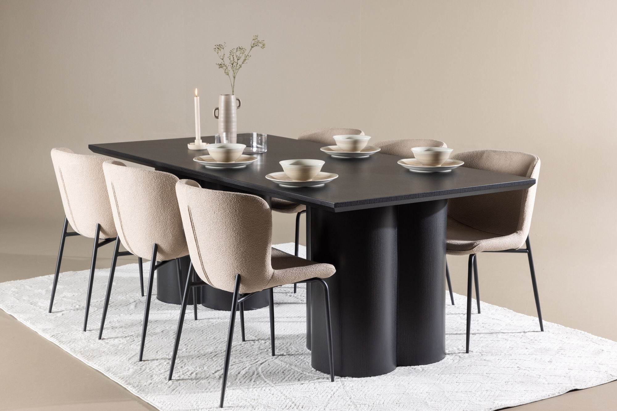 Essgruppe Esstisch Olivia 210*100cm mit Stühlen Modesto aus Teddy - BoucléEssgruppe Rechteckig