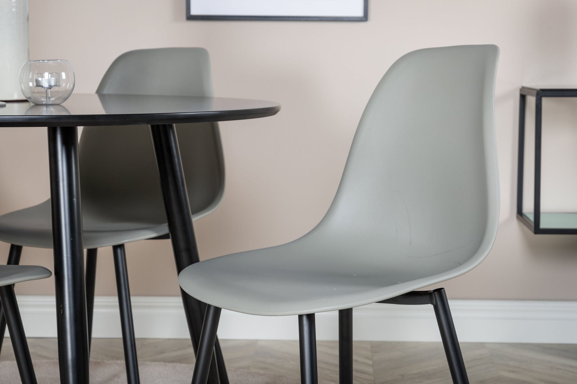 Essgruppe Esstisch Plaza rund Ø100cm mit Stühlen Polar - Schwarz/Grau-Essgruppen Rund-Venture Home-le canapé
