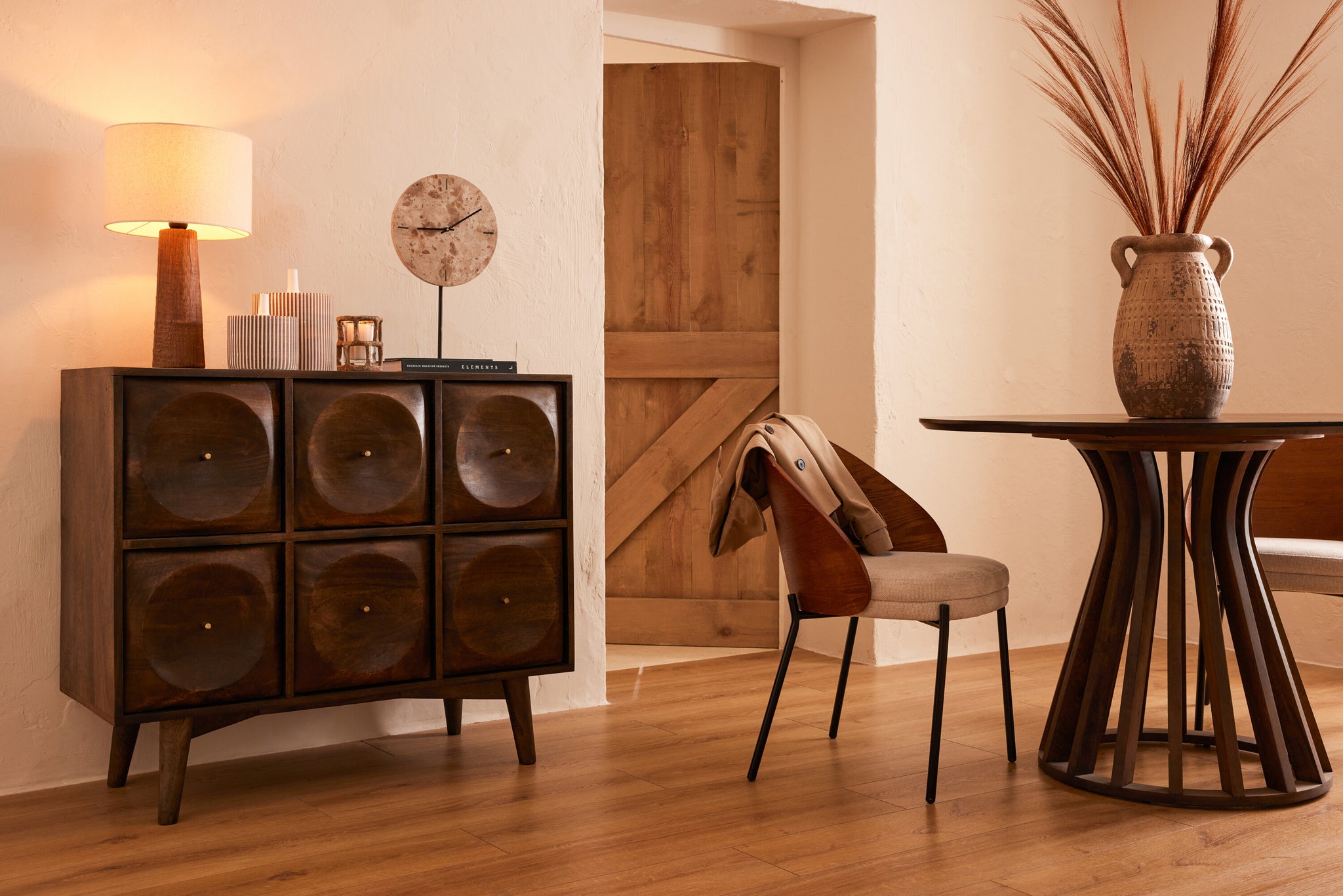 Esstisch Connie Ø110cm aus Mangoholz - Dunkelbraun-Esstische Rund-J-Line-le canapé
