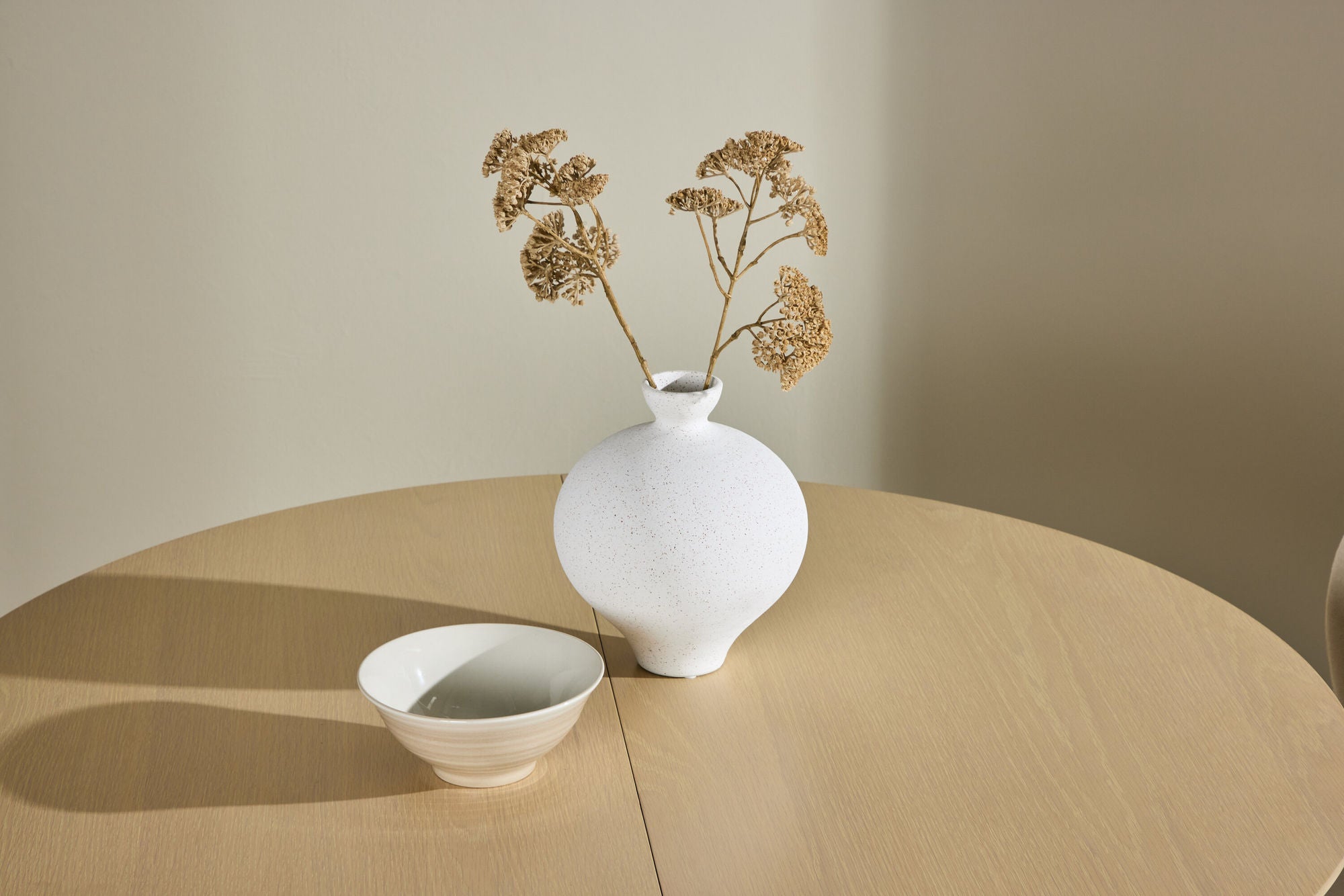 Esstisch Gilda Ø110 (+40cm) - Cremeweiß-Esstisch ausziehbar-Venture Home-le canapé