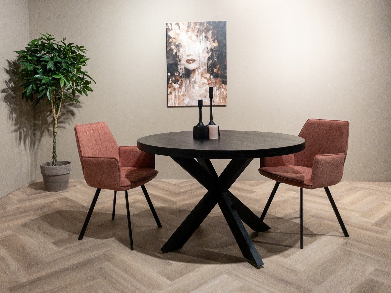 Esstisch Kala aus Mangoholz Ø130cm - Schwarz-Esstisch Rund-Livingfurn-le canapé