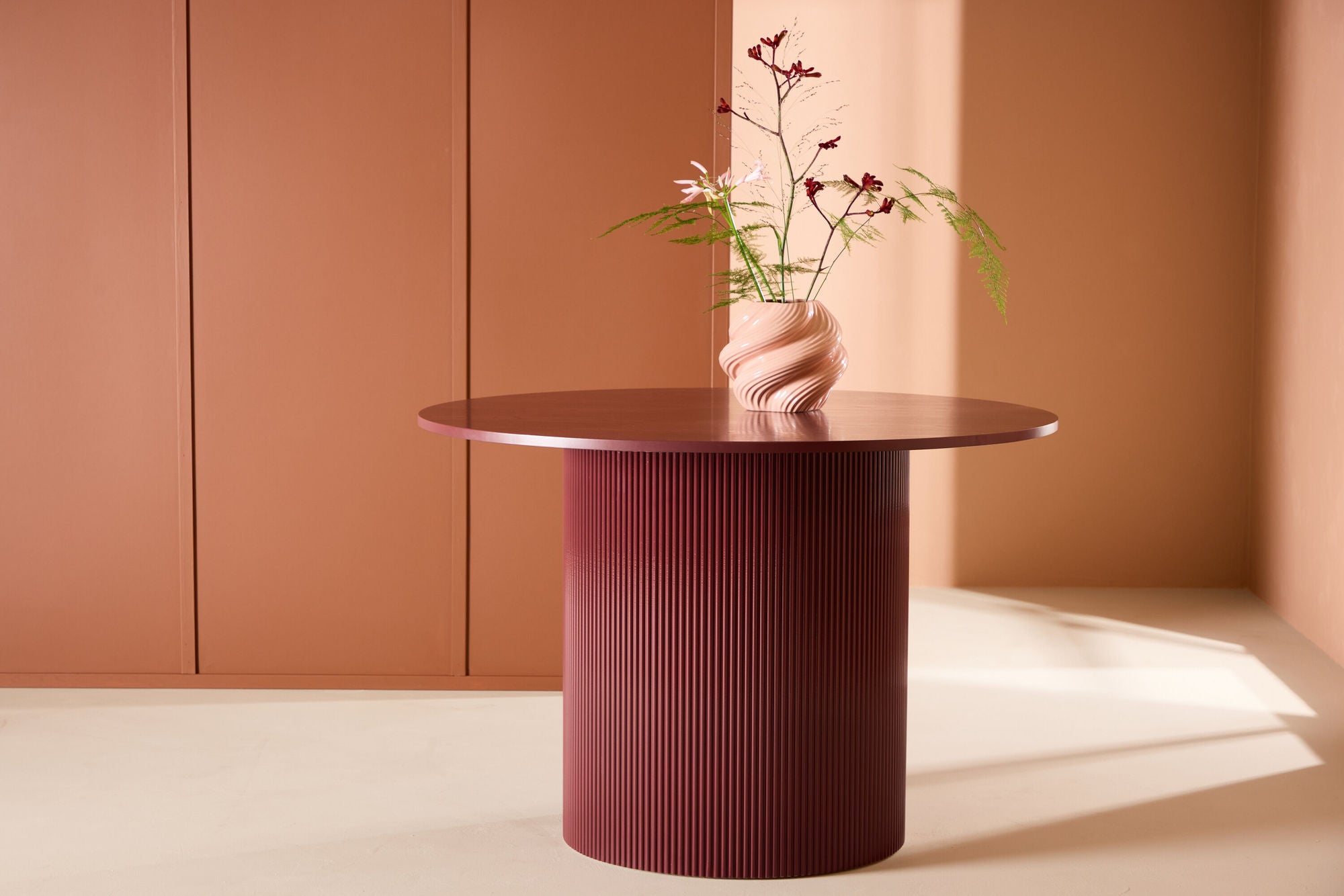 Esstisch Lenox Ø110cm - Burgunderrot-Esstisch Rund-Venture Home-le canapé