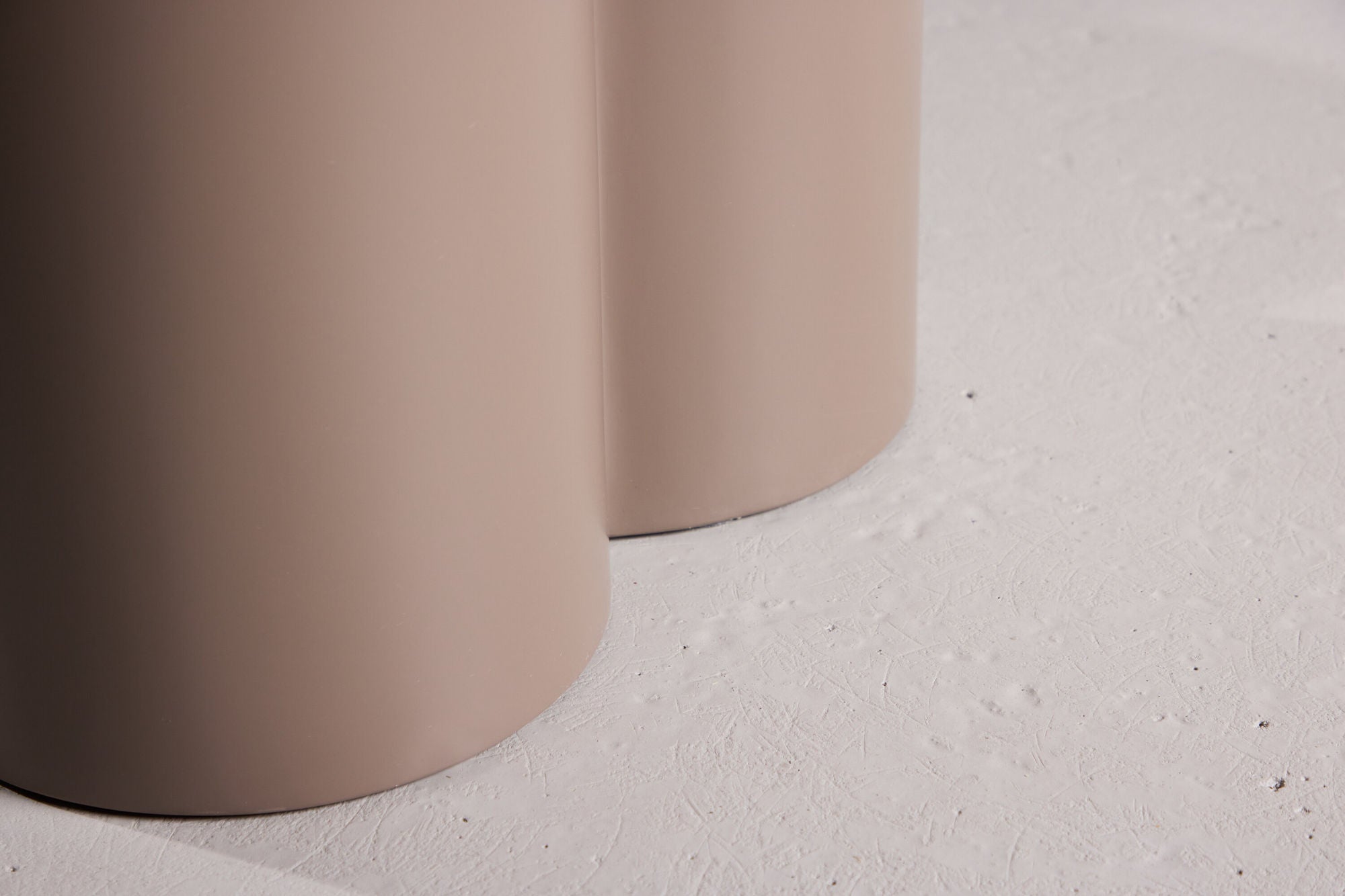 Esstisch Olivia Ø110cm - Dunkelbraun-Esstische Rund-Venture Home-le canapé