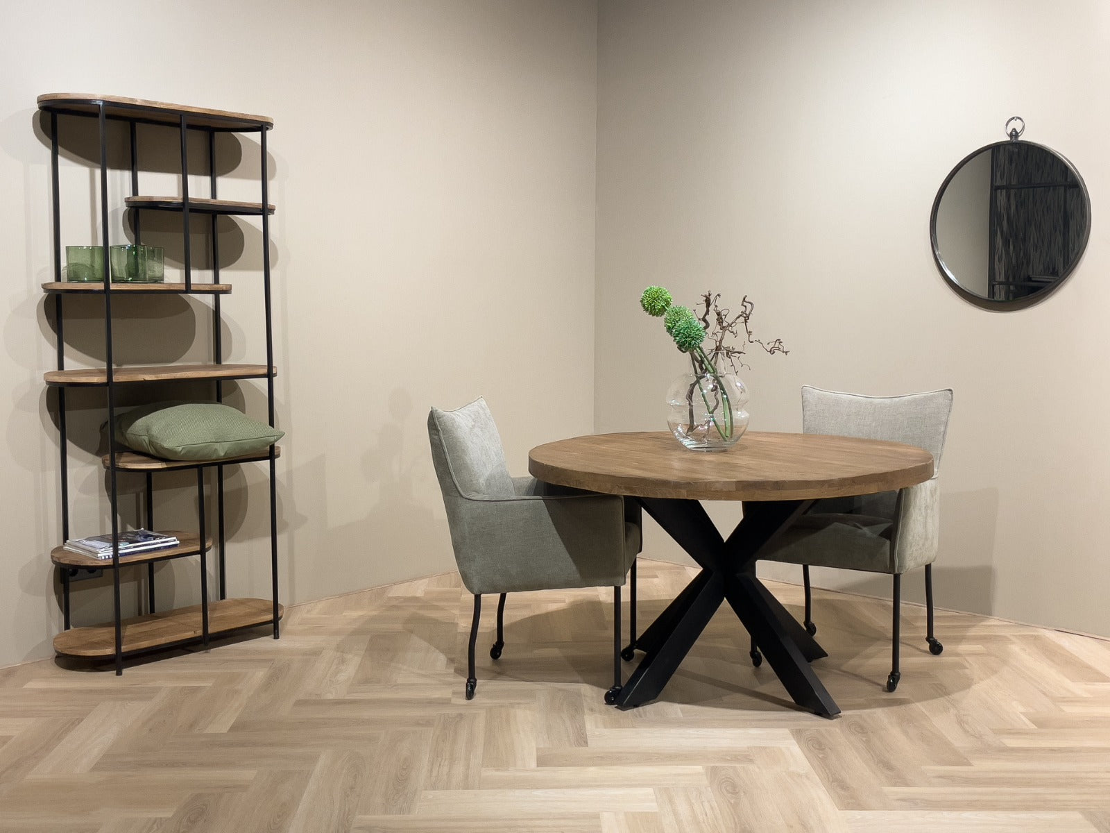 Esstisch Sturdy Ø150cm aus Mangoholz - Braun-Esstisch Rund-Livingfurn-le canapé