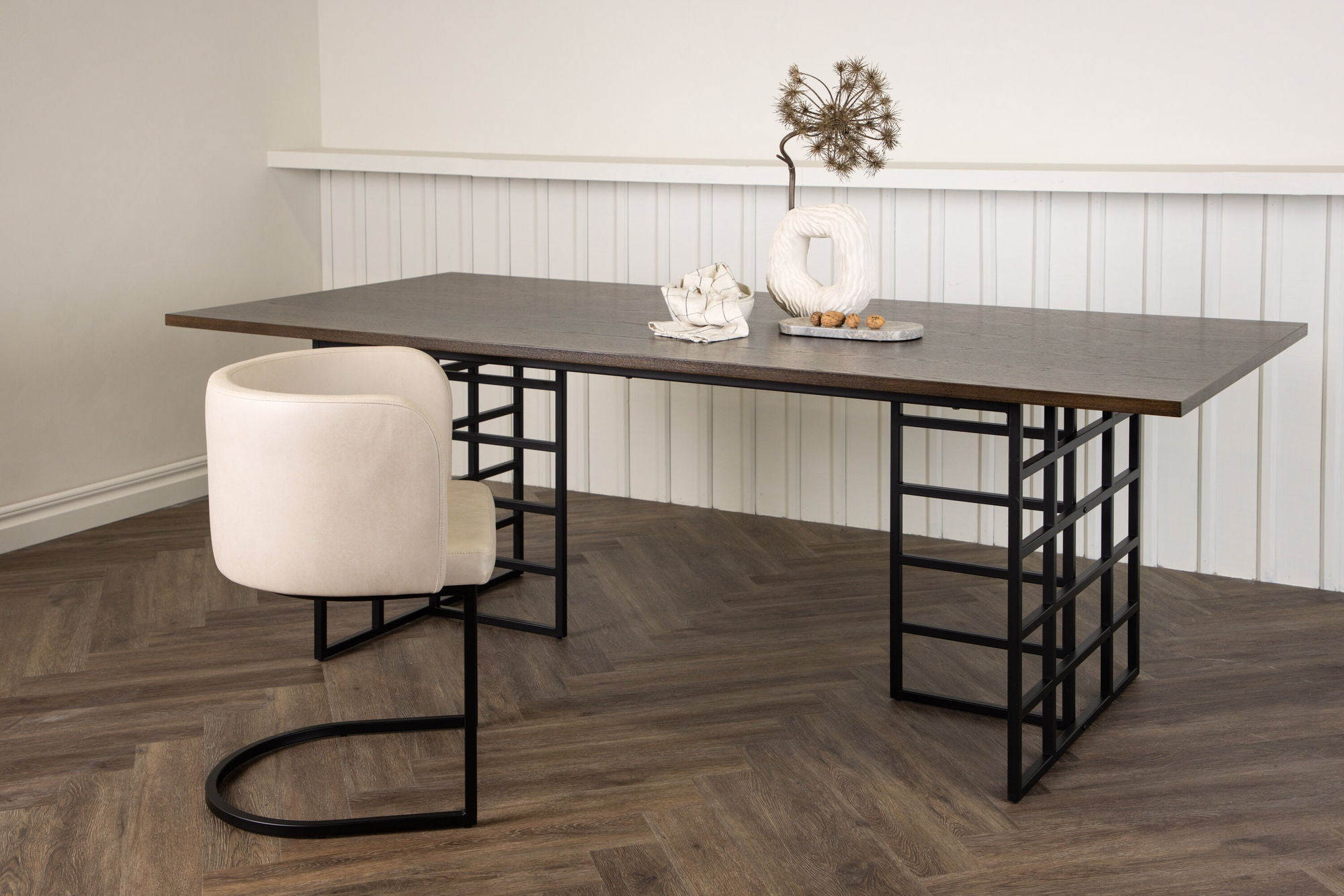 Esstisch Ystad 220cm mit Stahlgestell - Mokka/Schwarz-Esstische Rechteckig-Venture Home-le canapé