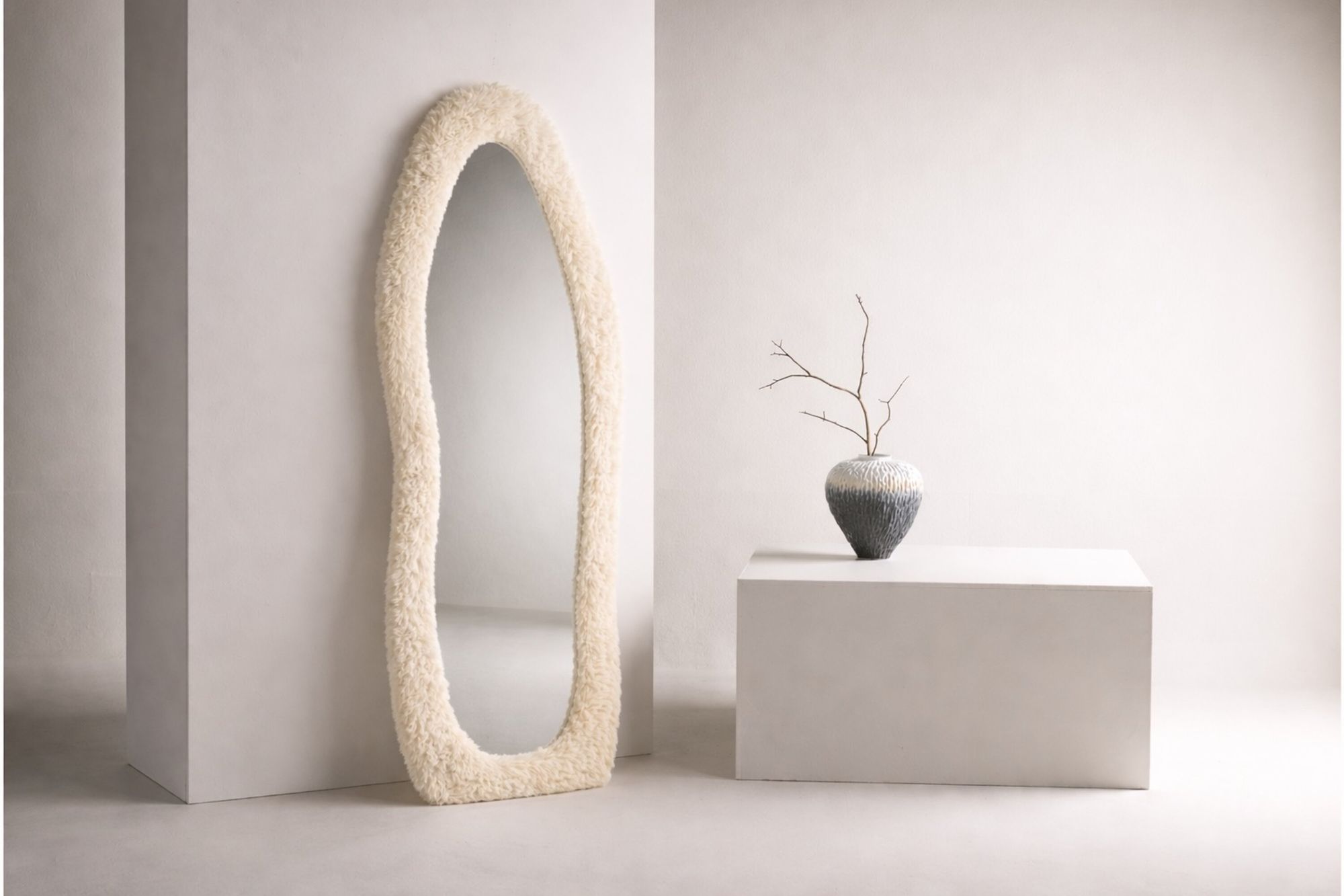 Ganzkörperspiegel Mirza mit Bouclé Rahmen 160*60cm - Beige-Ganzkörperspiegel-Venture Home-le canapé