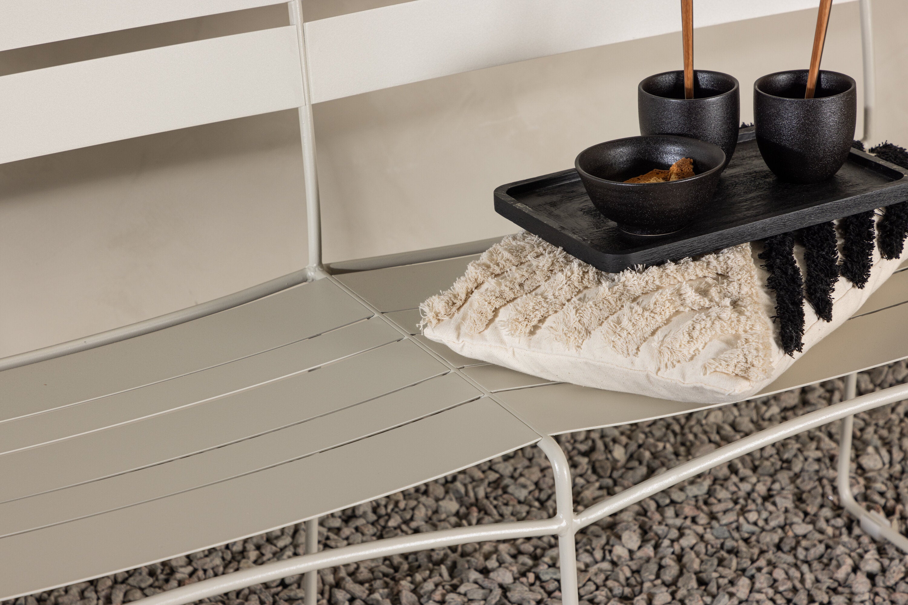 Gartenbank Lina aus Metall - Beige-Outdoor Bänke-Venture Home-le canapé