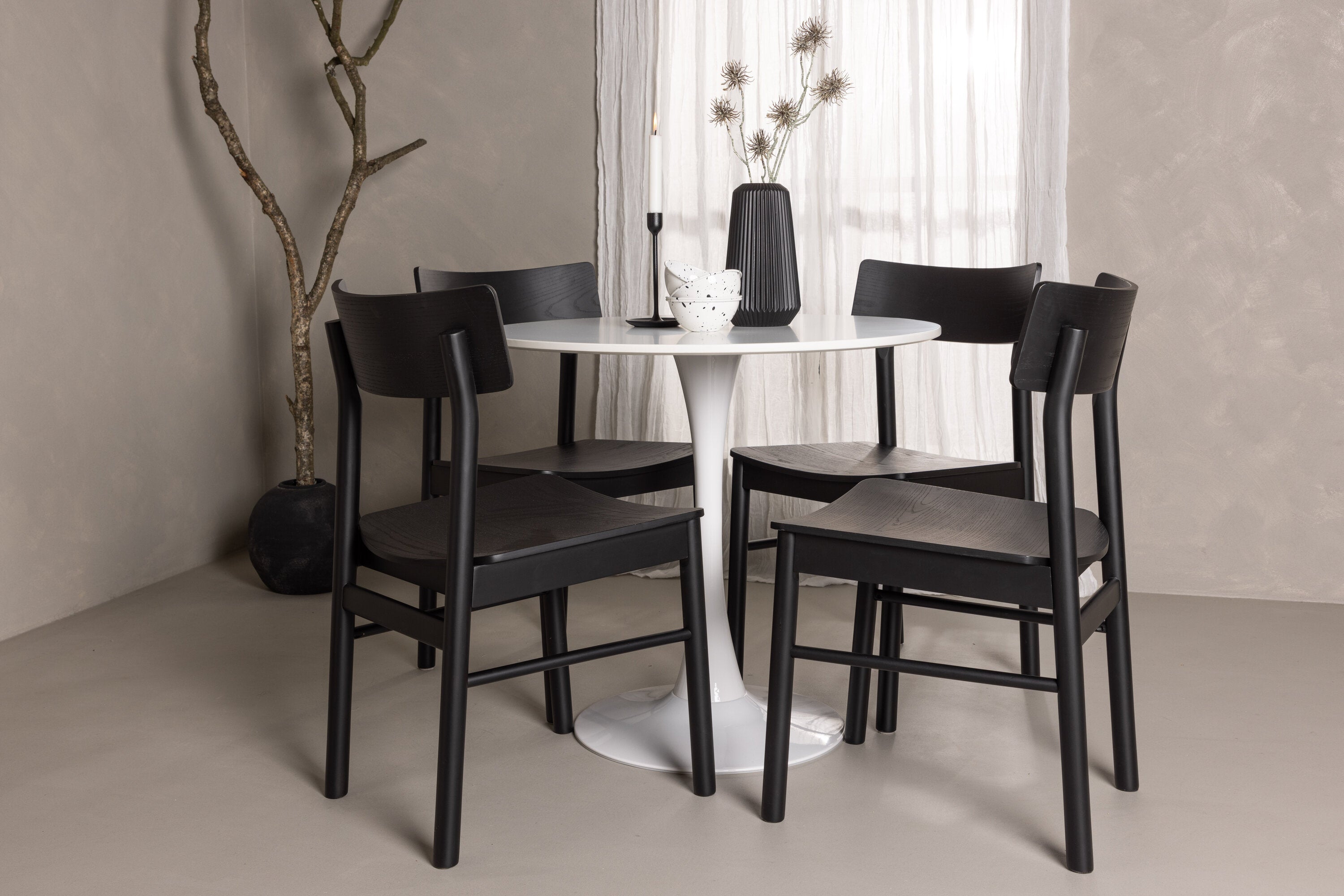 Essgruppe Esstisch Hamden ⌀80cm mit Stühlen Montros - Schwarz - Venture Home - le canapé
