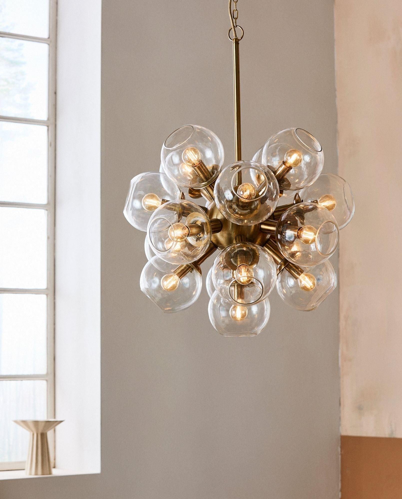 Hängelampe ATOMIC 17 Lichter – goldenes Finish-Hängelampe-Nordal A/S-le canapé