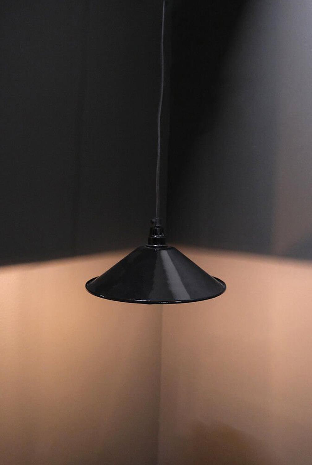 Hängelampe Enamel - Schwarz-Hängelampen-Trademark Living-le canapé