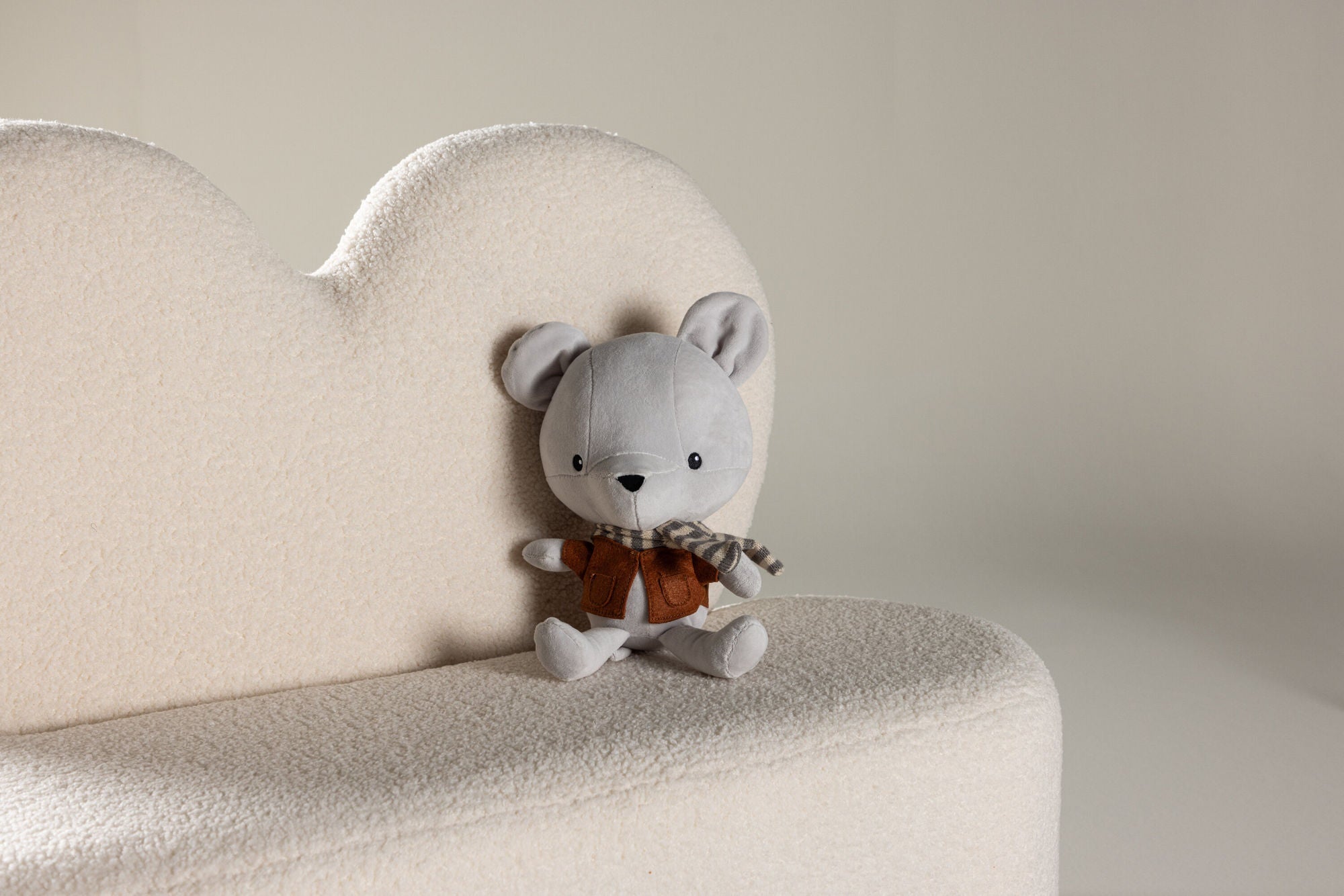 Kindersofa Flower aus Teddystoff (Bouclé) - Beige (FSC 100%)Kindersofa