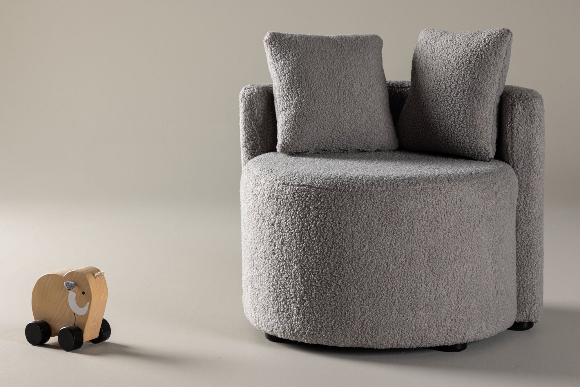 Kindersofa Kelso aus Teddystoff (Bouclé) - Grau (FSC 100%)Kindersofa