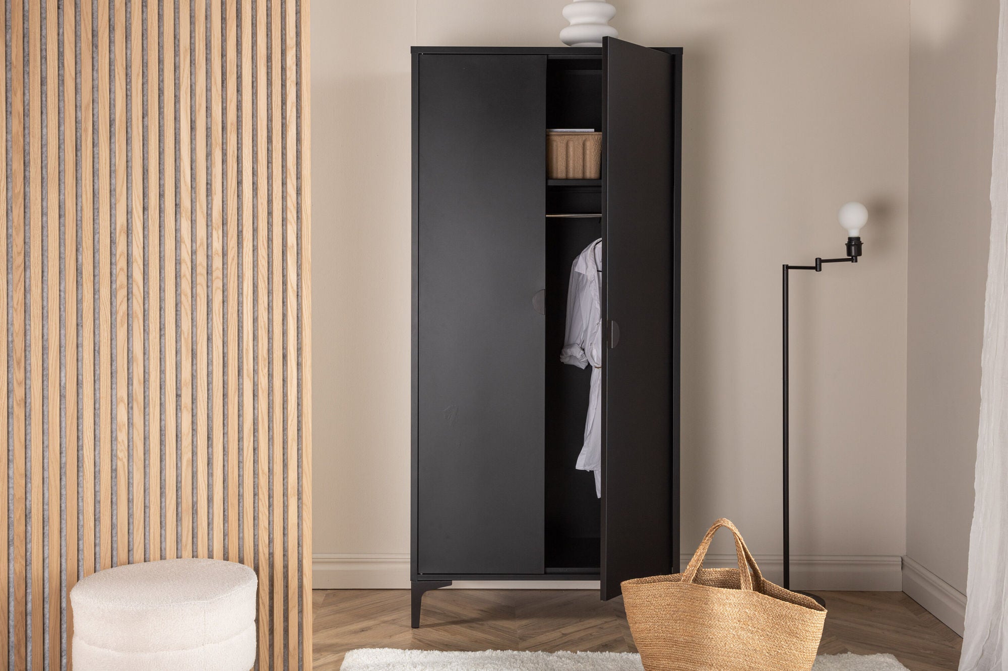 Kleiderschrank Piring 183cm aus Metall - Schwarz-Kleiderschränke-Venture Home-le canapé