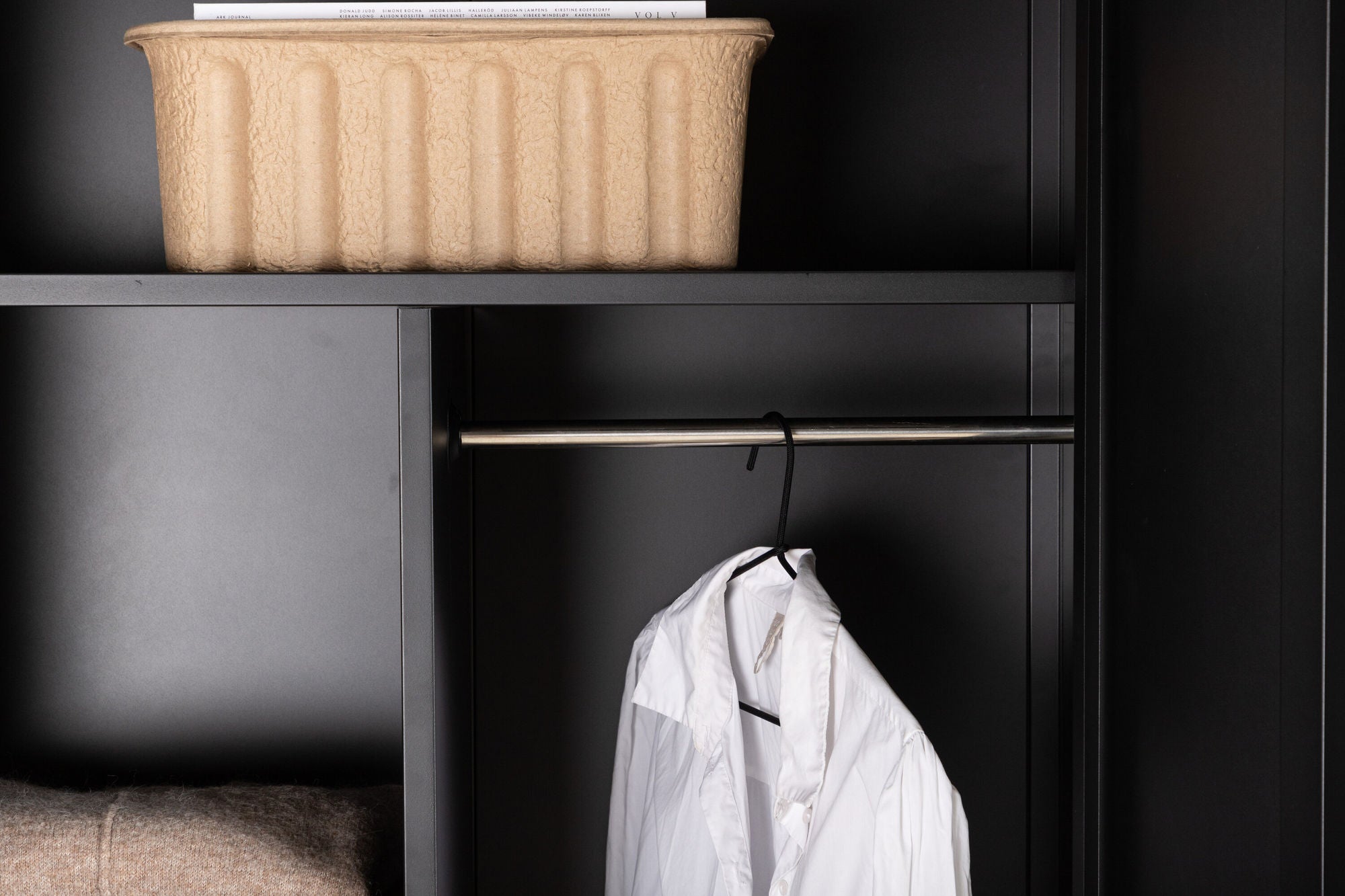 Kleiderschrank Piring 183cm aus Metall - Schwarz-Kleiderschränke-Venture Home-le canapé