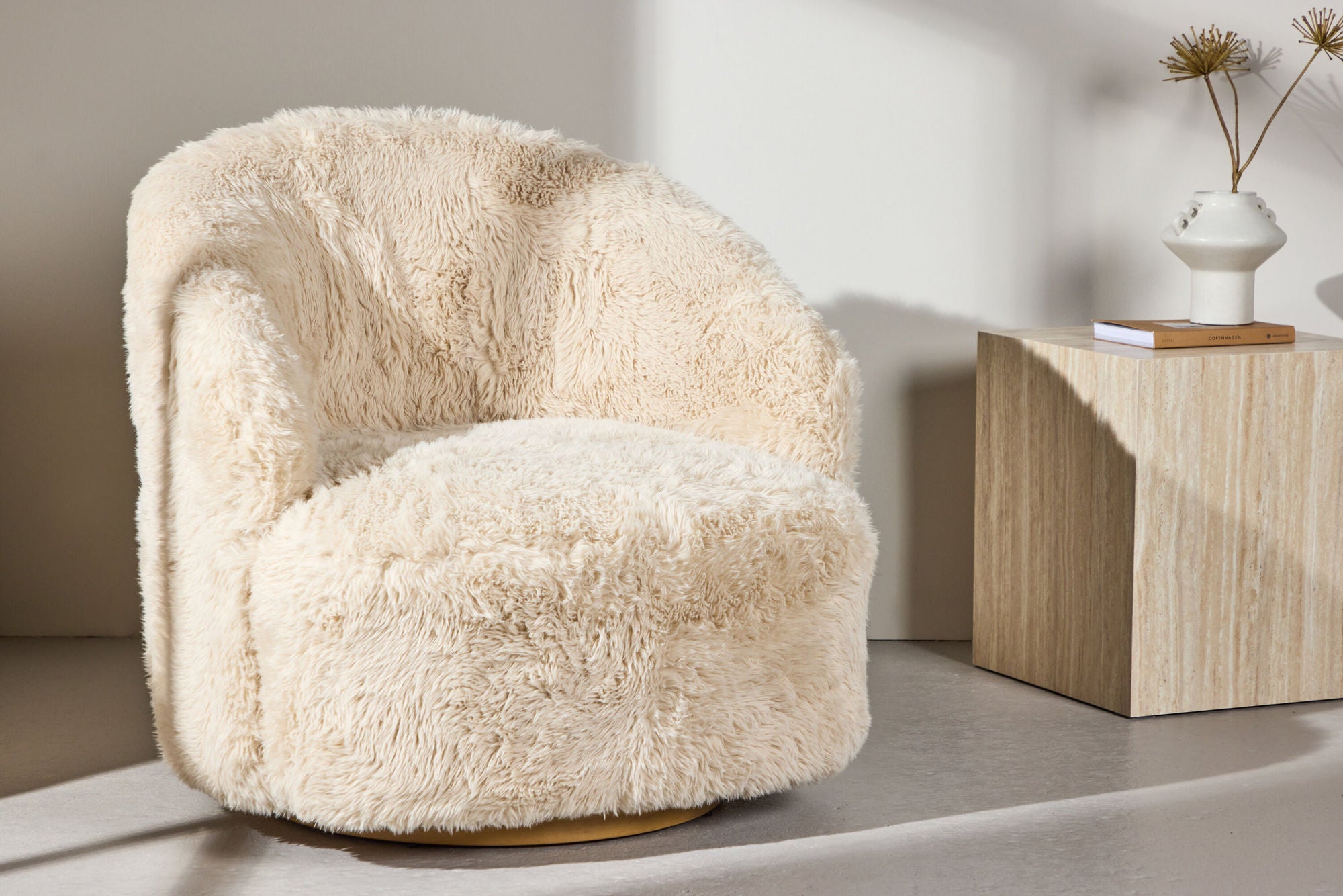 Loungesessel Astru aus Kunstfell - Beige-Loungesessel-Venture Home-le canapé