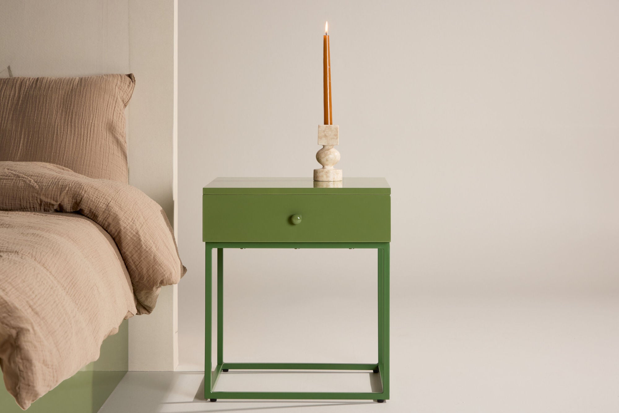 Nachttisch Bakal aus Metall - Grün-Nachttische-Venture Home-le canapé