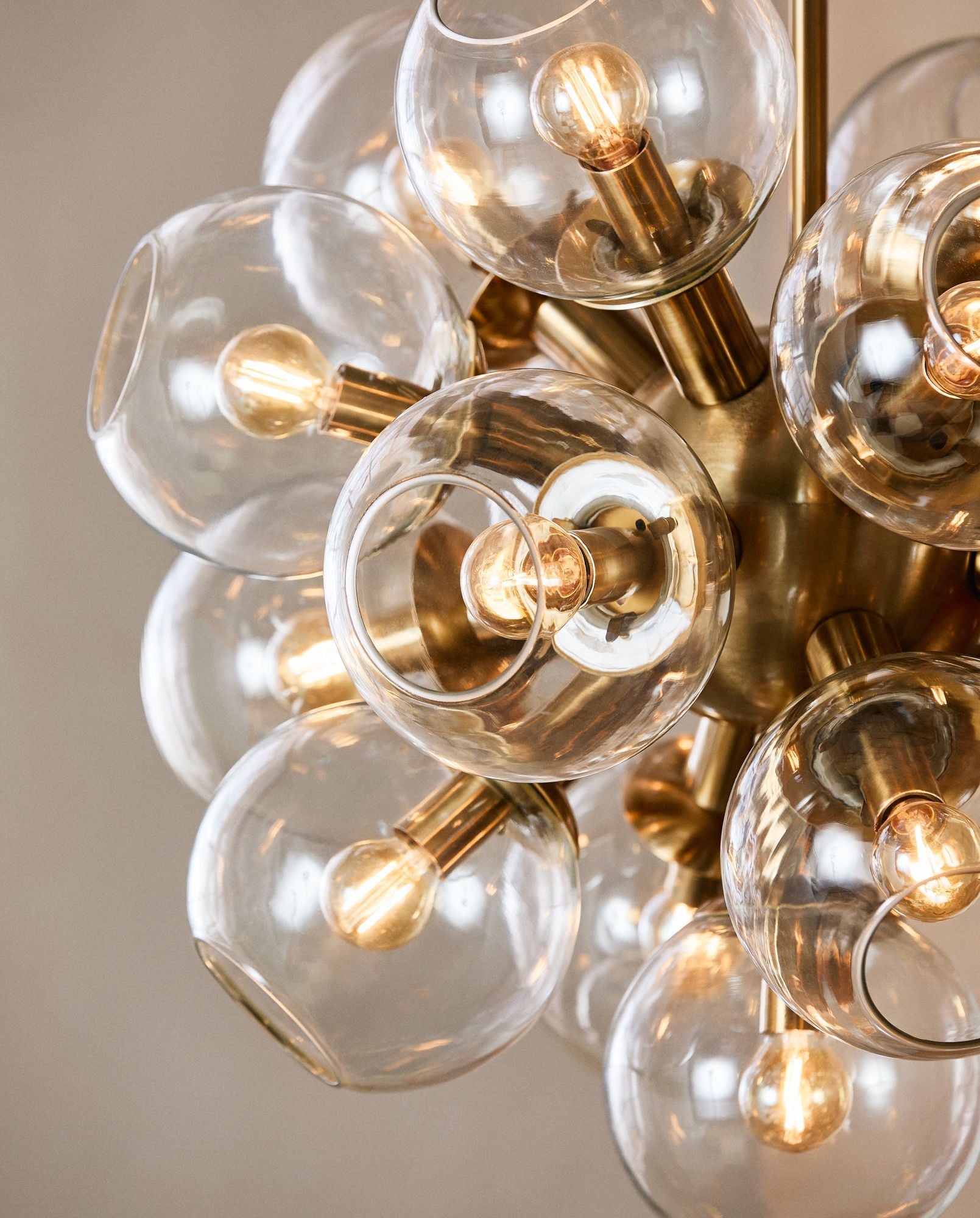 Hängelampe ATOMIC 17 Lichter – goldenes FinishHängelampe