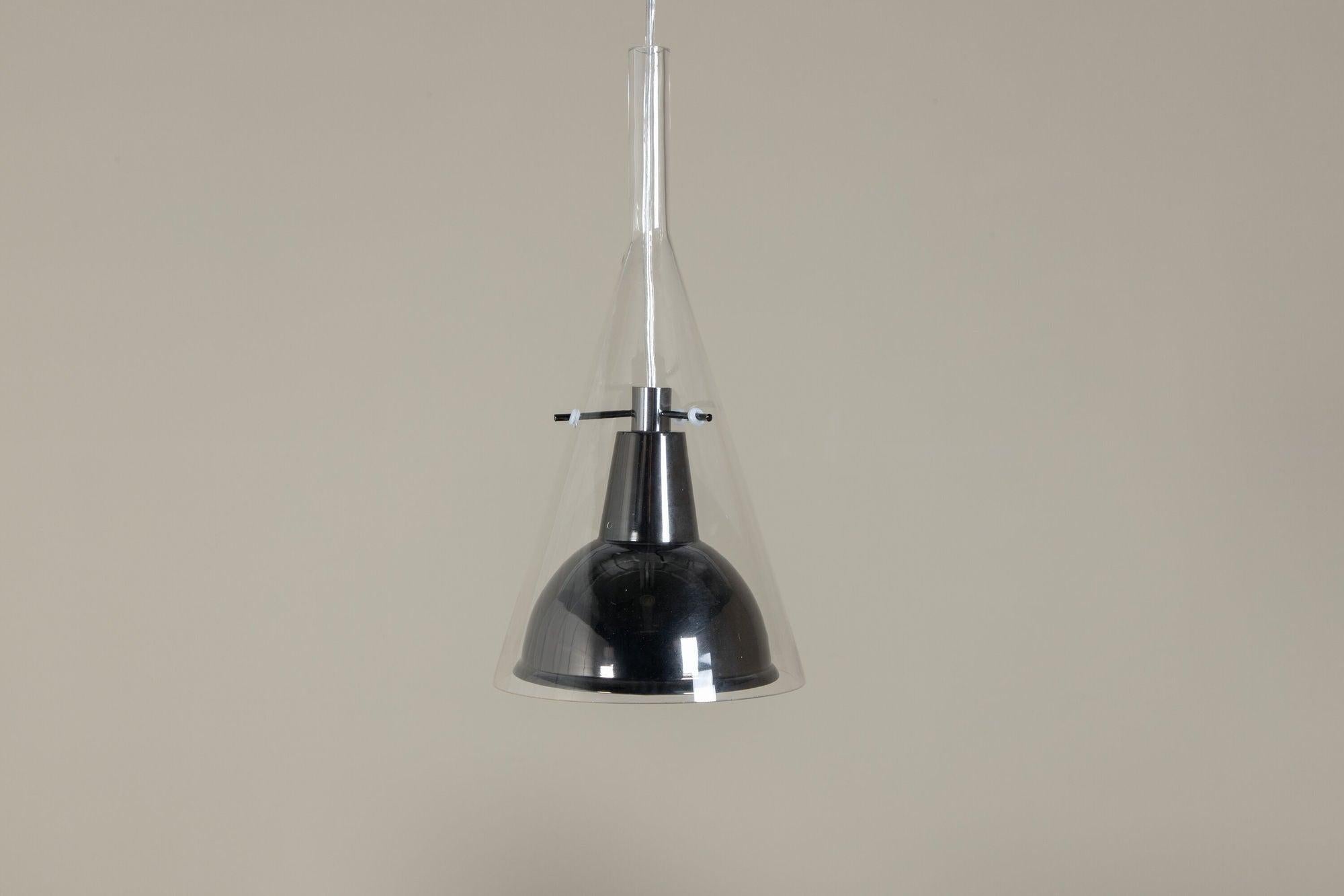 Pendelleuchte Sirius - Schwarzes Aluminium mit GlasPendelleuchte