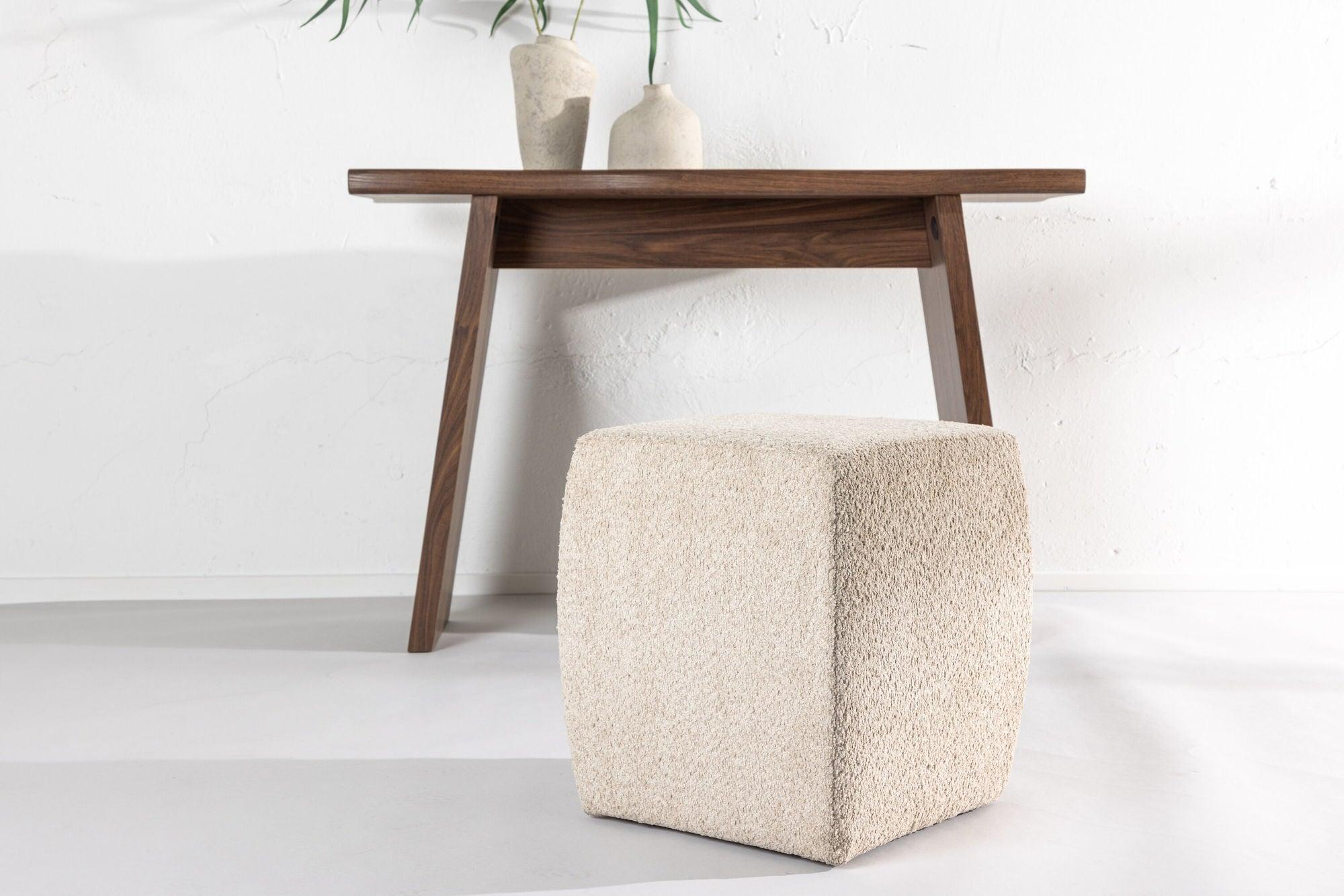 Pouf Hocker Neapel aus Teddy Bouclé 40*40cm - Beige-Poufs-Venture Home-le canapé