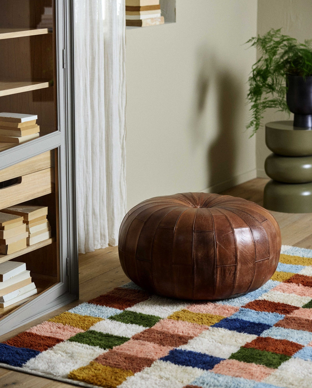 Pouf Rugby aus Büfelleder - Braun-Poufs-Nordal A/S-le canapé